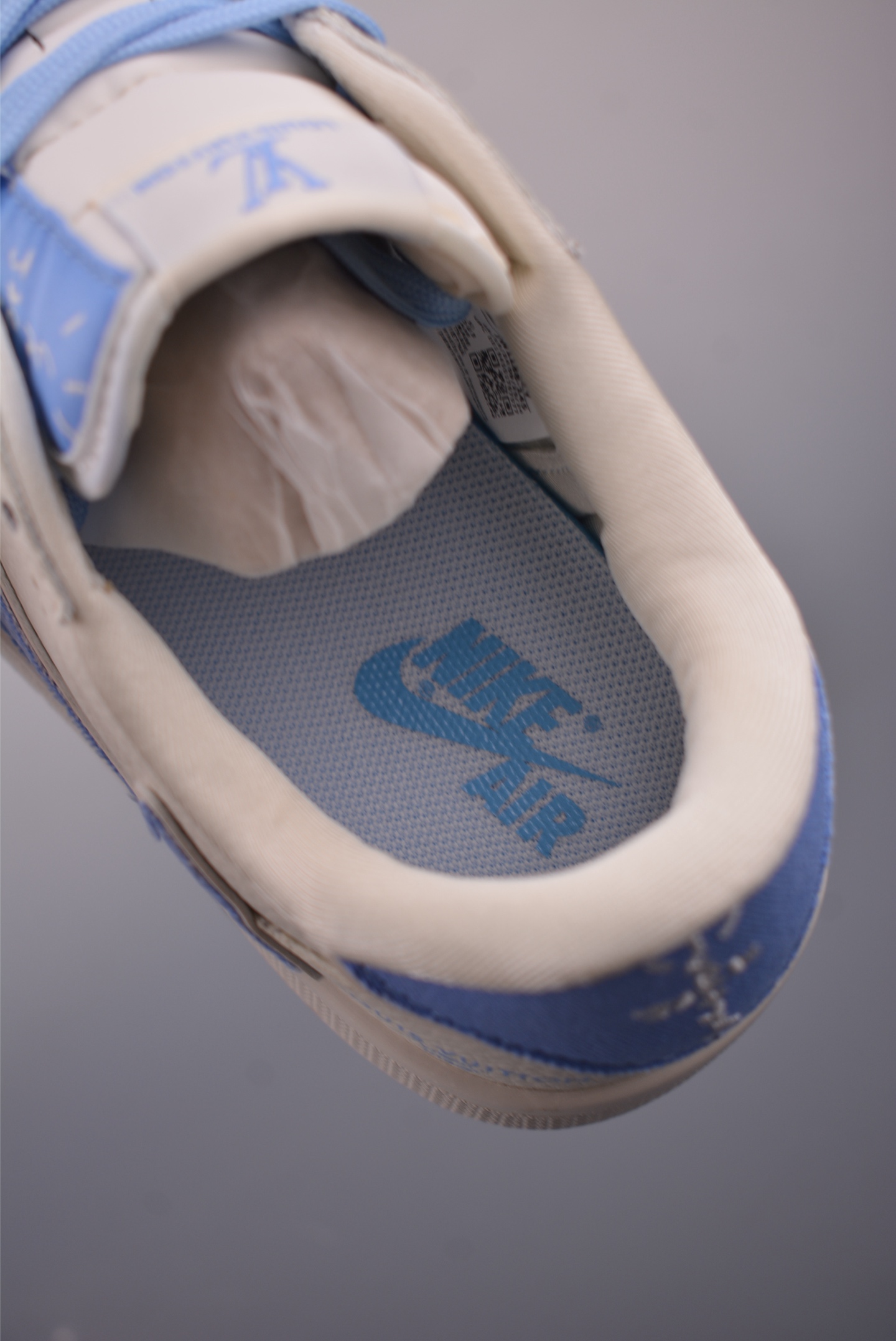 Fragment x Travis Scott x Louis Vuitton Air Jordan 1 Low Sneakers 10 i1758842864222 9077 0 8