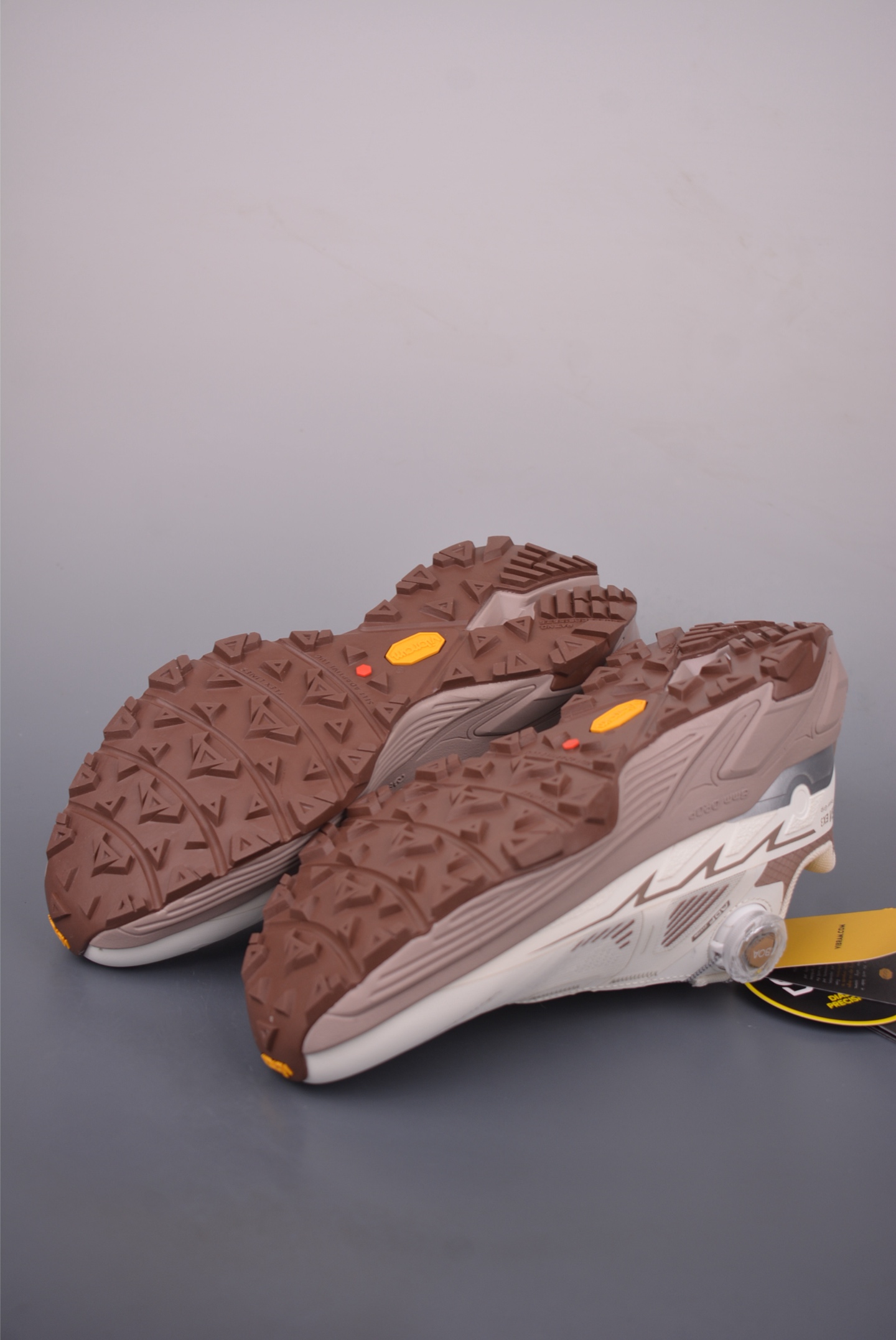 260 KAILAS Fuga Du BOA 凯乐石 陡坡稳定越野跑山鞋 网布TPU减震防滑透气支撑轻便 KS2513211