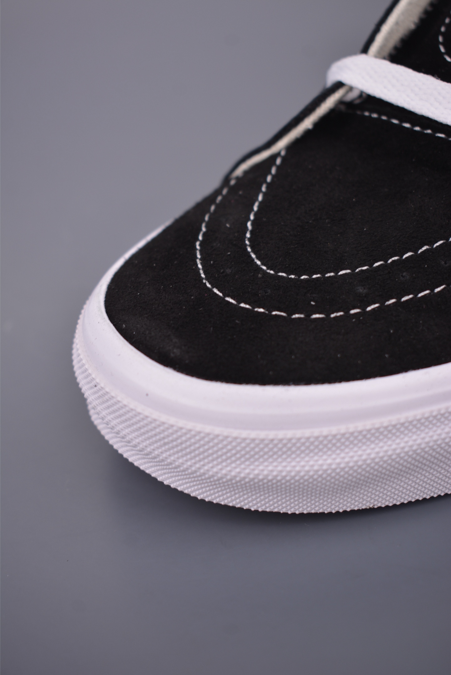 Vans Sk8-Mid 黑白字母中帮 范斯官方 防滑耐磨硫化帆布鞋 Vans Sk8-Mid 黑白字母中帮 范斯官方 防滑耐磨硫化帆布鞋