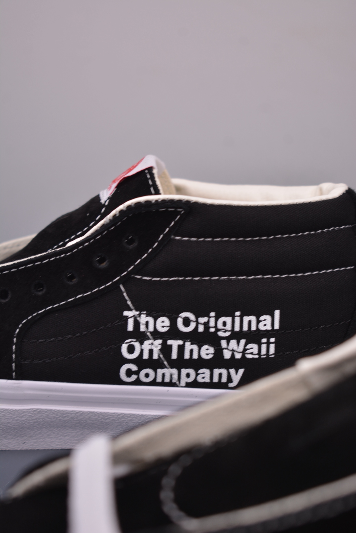 Vans Sk8-Mid 黑白字母中帮 范斯官方 防滑耐磨硫化帆布鞋 Vans Sk8-Mid 黑白字母中帮 范斯官方 防滑耐磨硫化帆布鞋