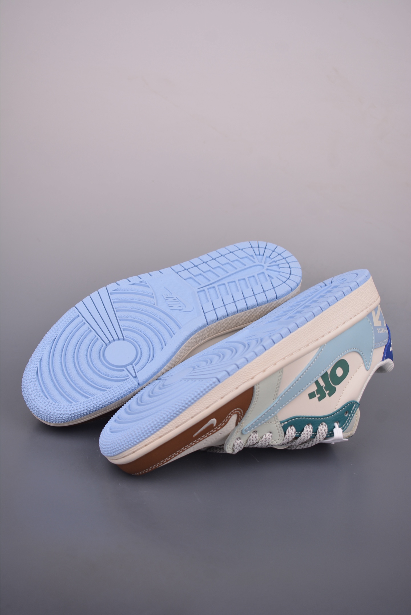 260 Fragment x Travis Scott x OFF Air Jordan 1 Low 解构鞋带 HS8068-066