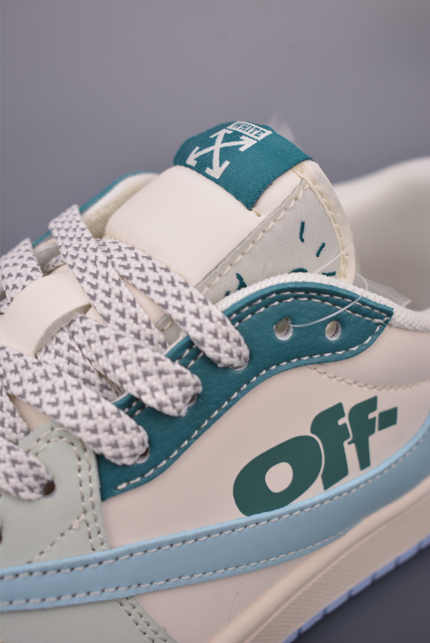 260 Fragment x Travis Scott x OFF Air Jordan 1 Low 解构鞋带 HS8068-066