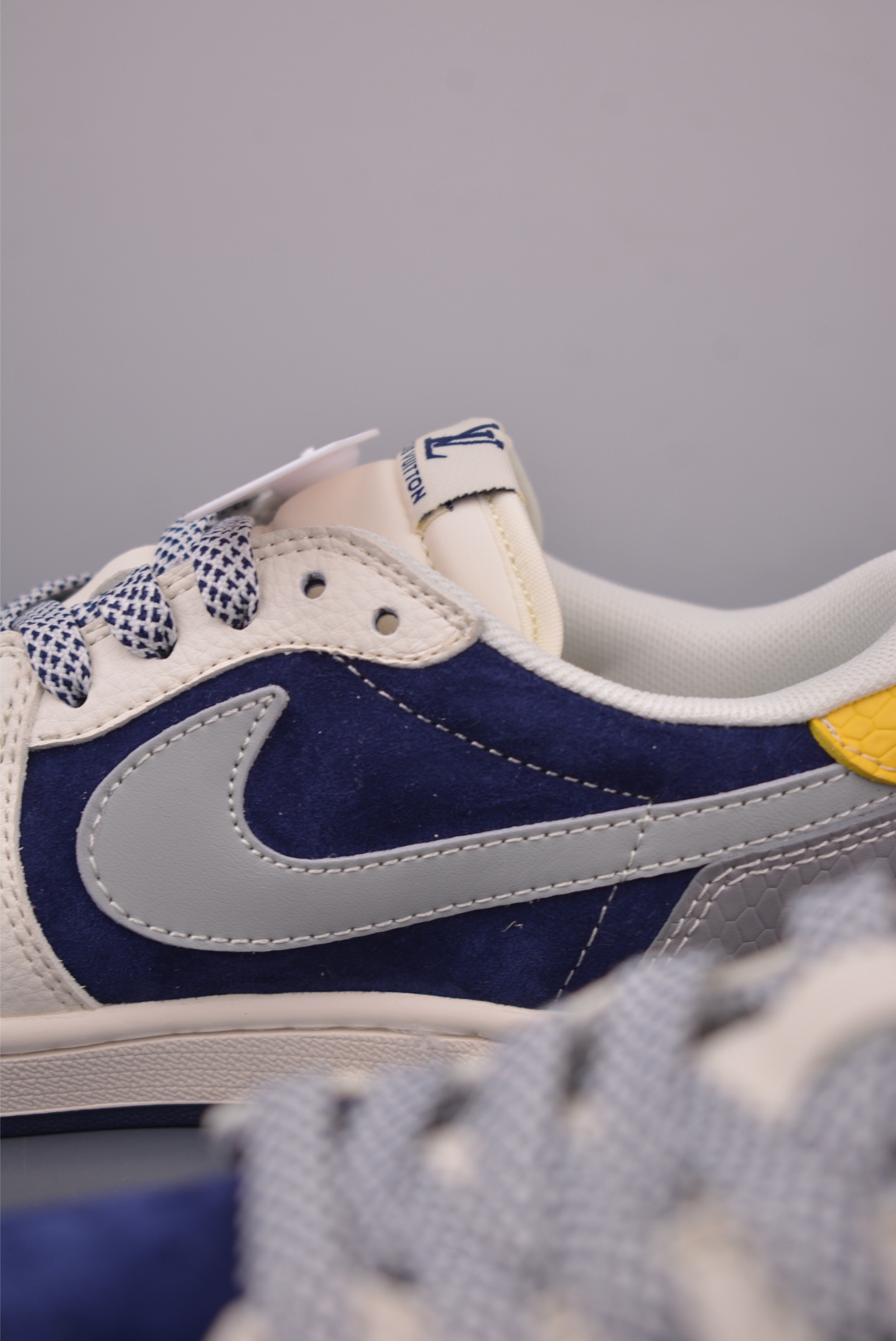 Fragment x Travis Scott x Louis Vuitton Air Jordan 1 Low 9 i1758927503308 6941 0 7