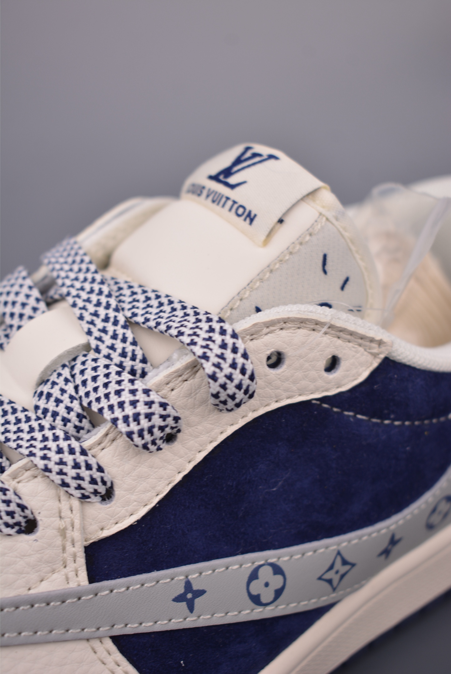 Fragment x Travis Scott x Louis Vuitton Air Jordan 1 Low 8 i1758927503387 7877 0 6