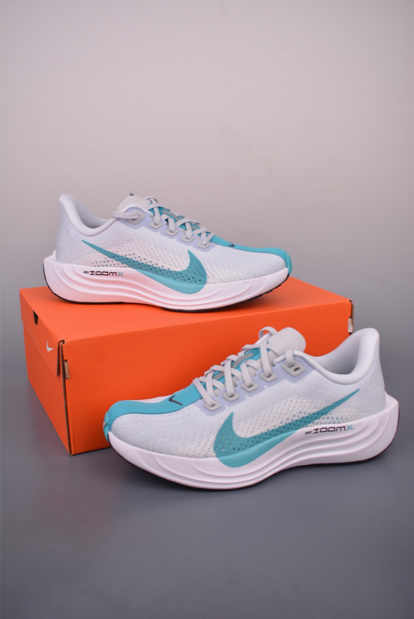 Nike Air Zoom Vomero Plus Running Shoes - Ultimate Comfort and Performance 5 i1758927627182 1416 0 4