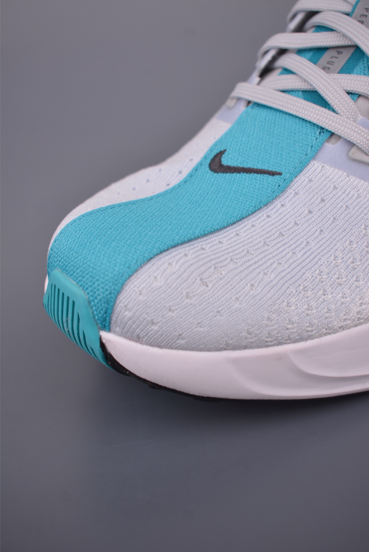 Nike Air Zoom Vomero Plus Running Shoes - Ultimate Comfort and Performance 6 i1758927628873 4158 0 5