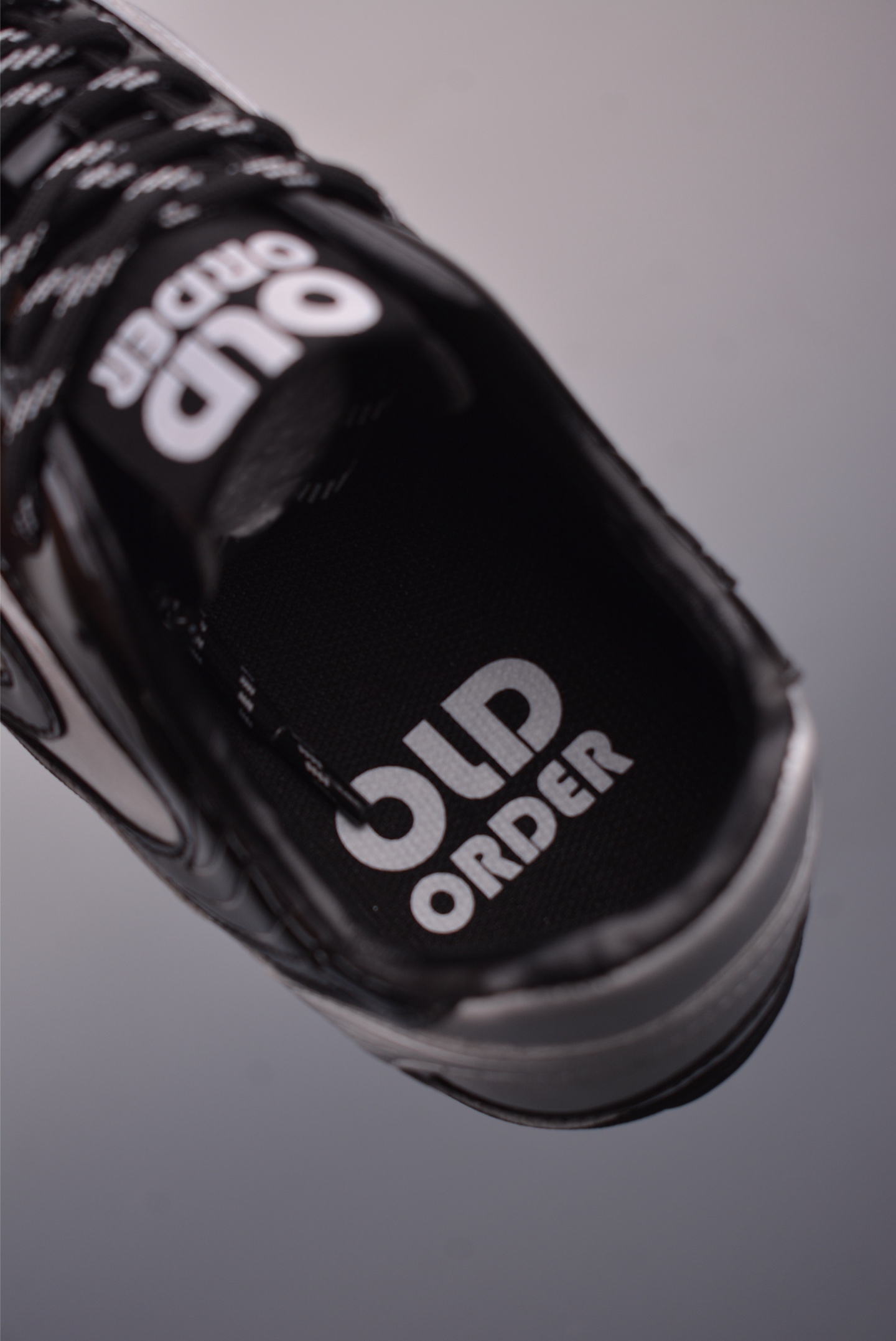 200 OLD ORDER Turbo-Lite 芭蕾复古百搭德训鞋 6007