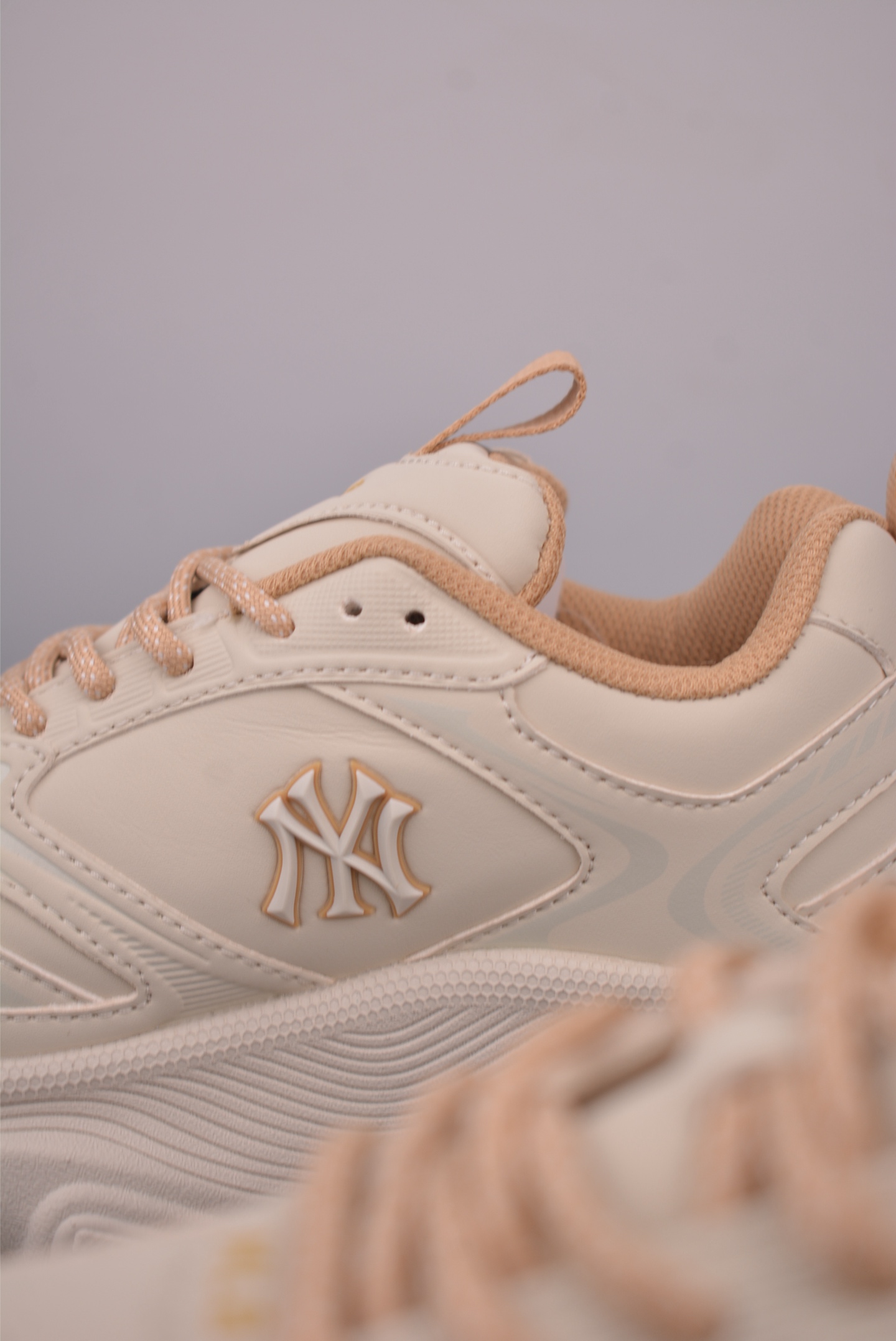 MLB Winner Chunky A LT New York Yankees Fashion Sneakers - Beige, Comfortable 8 i1758928418546 9167 0 7