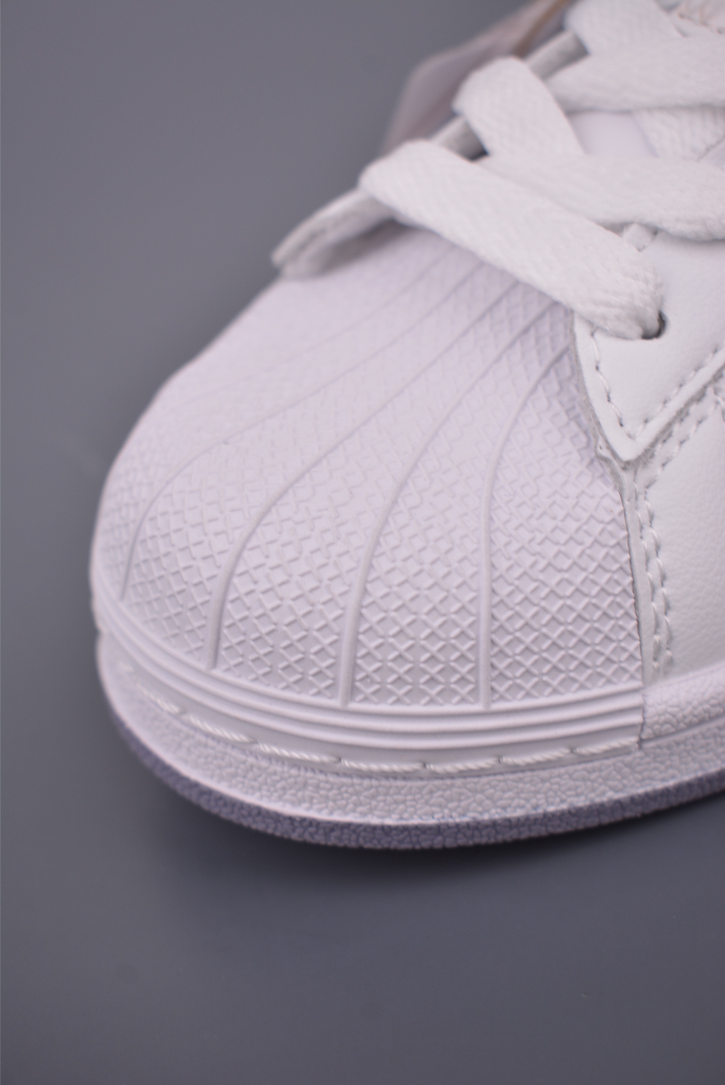 Adidas Originals Superstar 2.0 White/Purple Leather Women's Sneaker 6 i1758928543051 7988 0 5