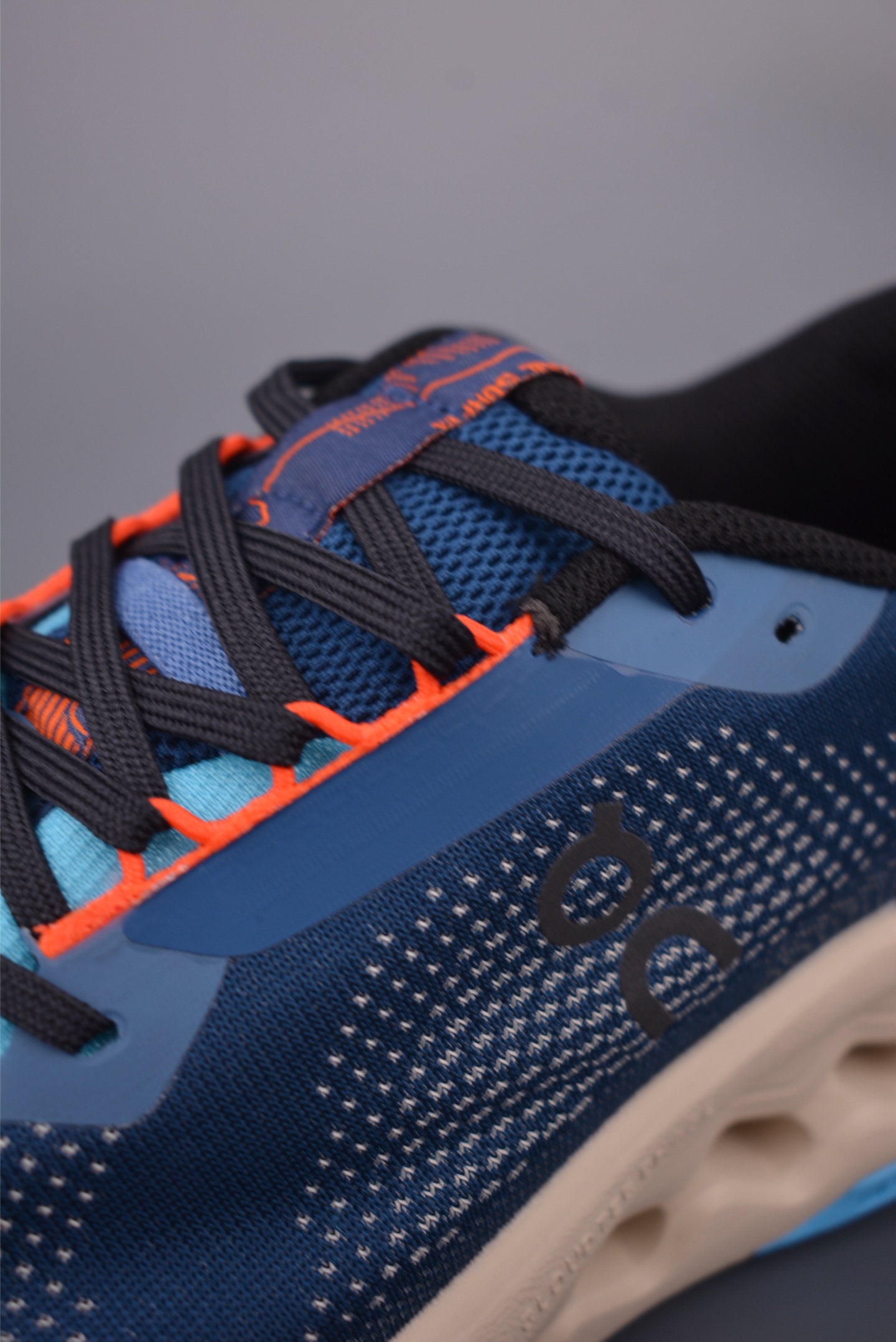 190 On昂跑 Cloudmonster Hyper 户外街头机能风跑步鞋 3ME10134323