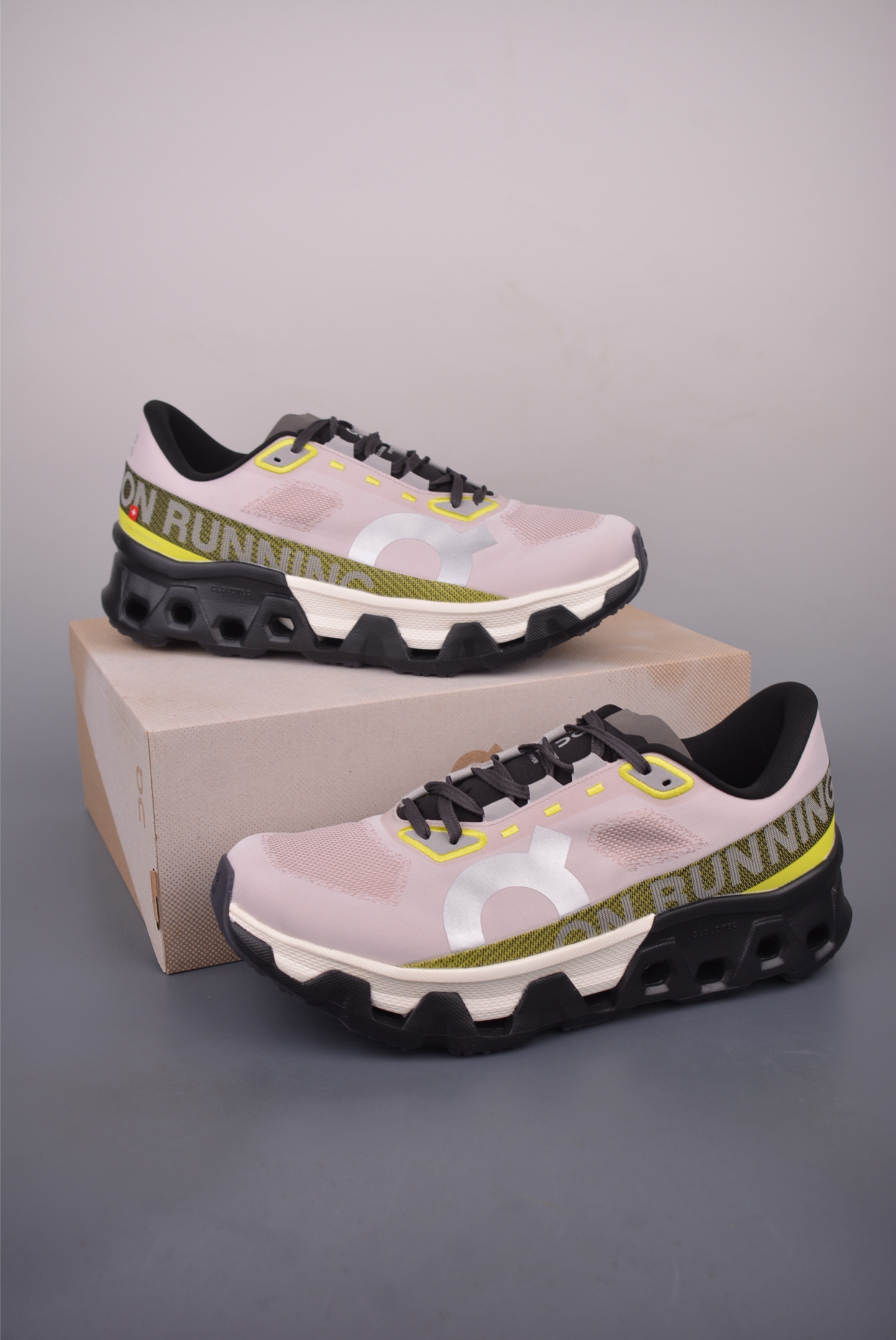 190 On昂跑 Cloudsurfer 户外街头机能风跑步鞋 Cloud Hi Edge户外机能融合街头潮流 3WF30224288-Chinese UA Cheap High Quatity Brand Clothes Bags handbags Sneakers wholesale wholesaler seller from China Factory suppliers Fashion Clothing Shoes best Quality Beautiful Price 190 On昂跑 Cloudsurfer 户外街头机能风跑步鞋 Cloud Hi Edge户外机能融合街头潮流 3WF30224288