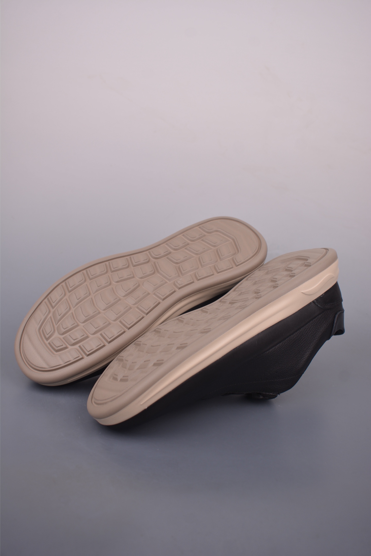 280 ECCO爱步老爹鞋男士夏季新款 全头层百搭潮流户外运动鞋 809702