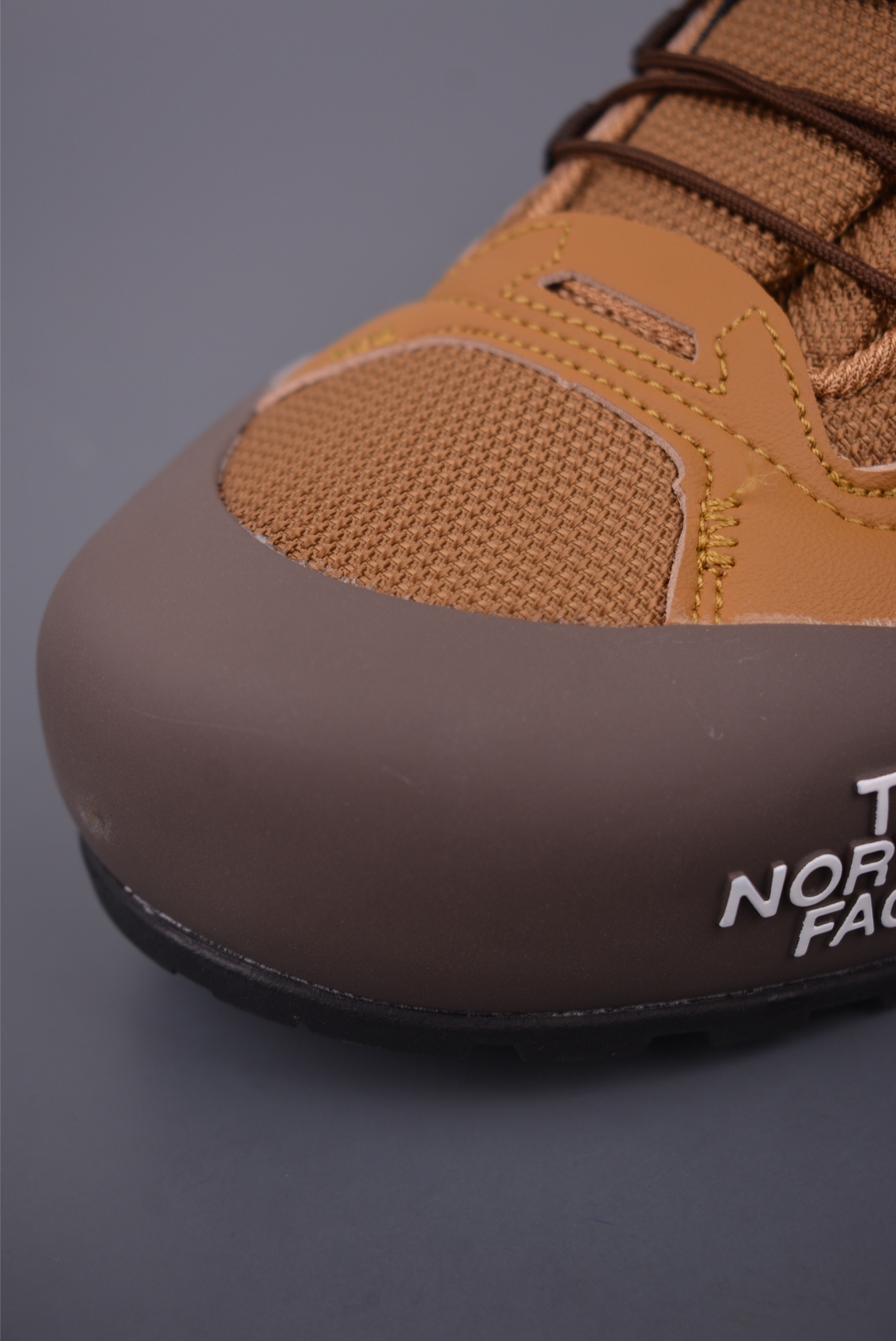 The North Face Chilkat High-Top Outdoor Functional Shoes - Durable & Stylish 7 i1759016173335 9291 0 5
