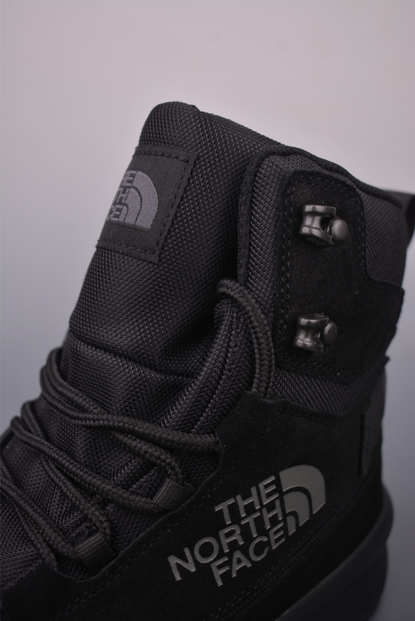 The North Face Men's Chilkat High-Top Outdoor Performance Boots - Durable & Reliable 7 i1759016231724 3908 0 6