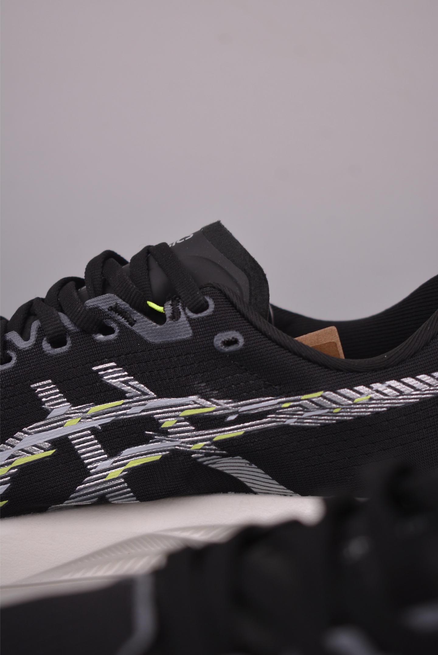 ASICS Sonicblast Running Shoes: Breathable, Professional Grade, Comfortable 8 i1759016366009 6389 0 7