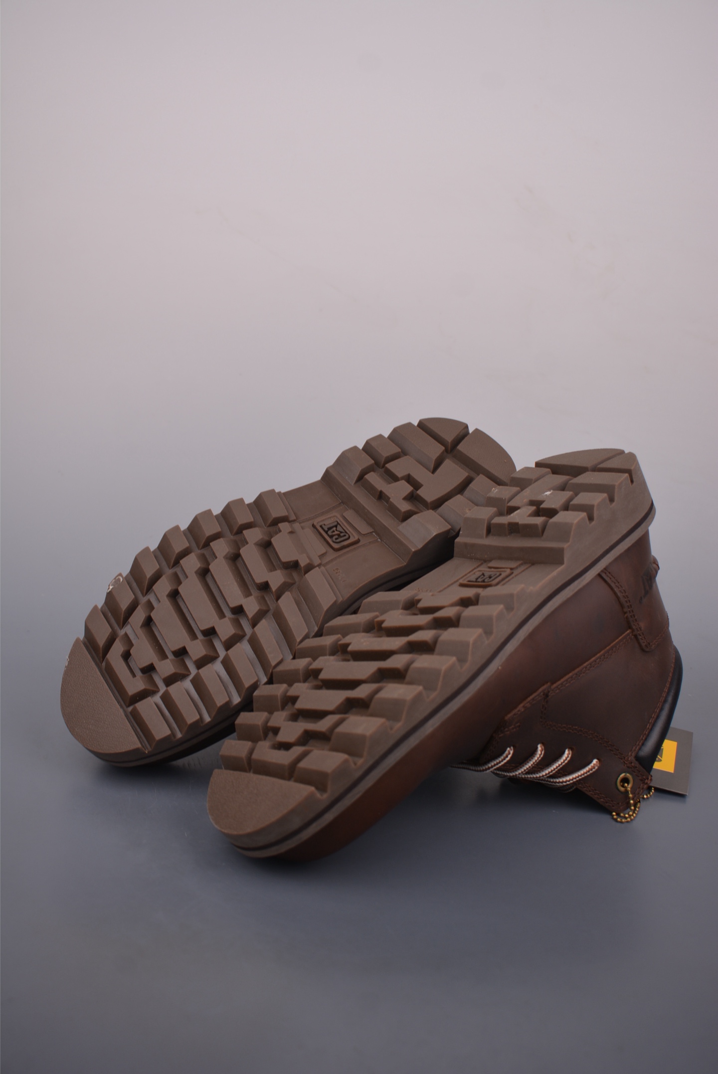 CAT Men's Classic Leather Martin Boots - Stylish and Durable for Outdoor Wear 4 i1759017210642 2659 0 2