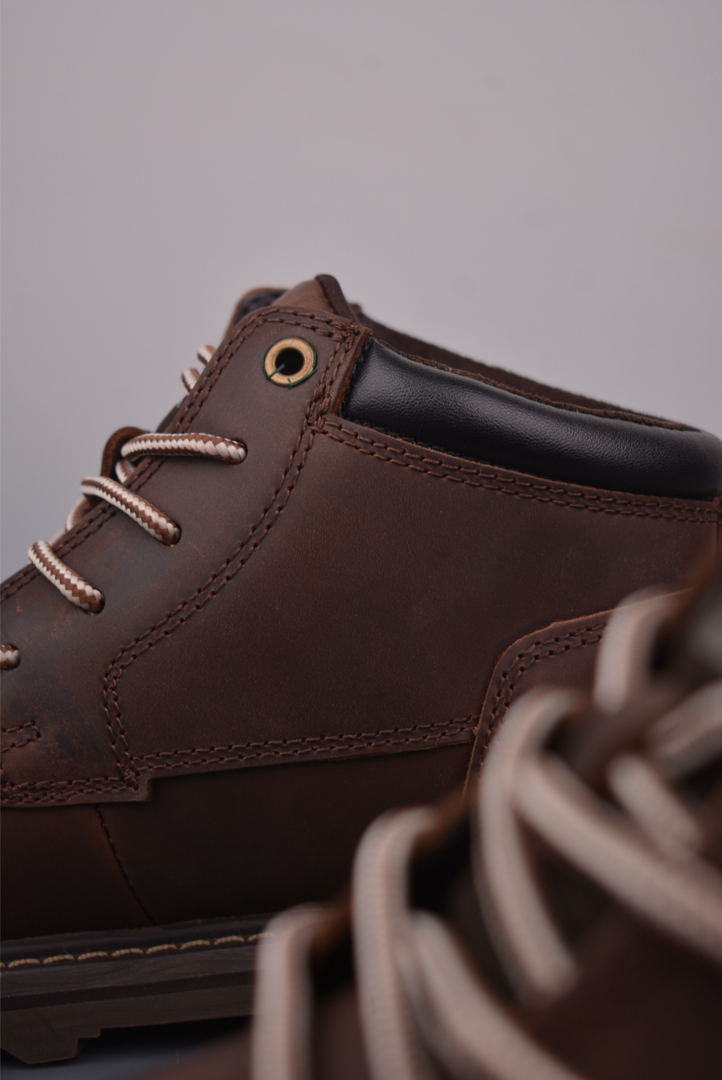 CAT Men's Classic Leather Martin Boots - Stylish and Durable for Outdoor Wear 9 i1759017212401 4461 0 7