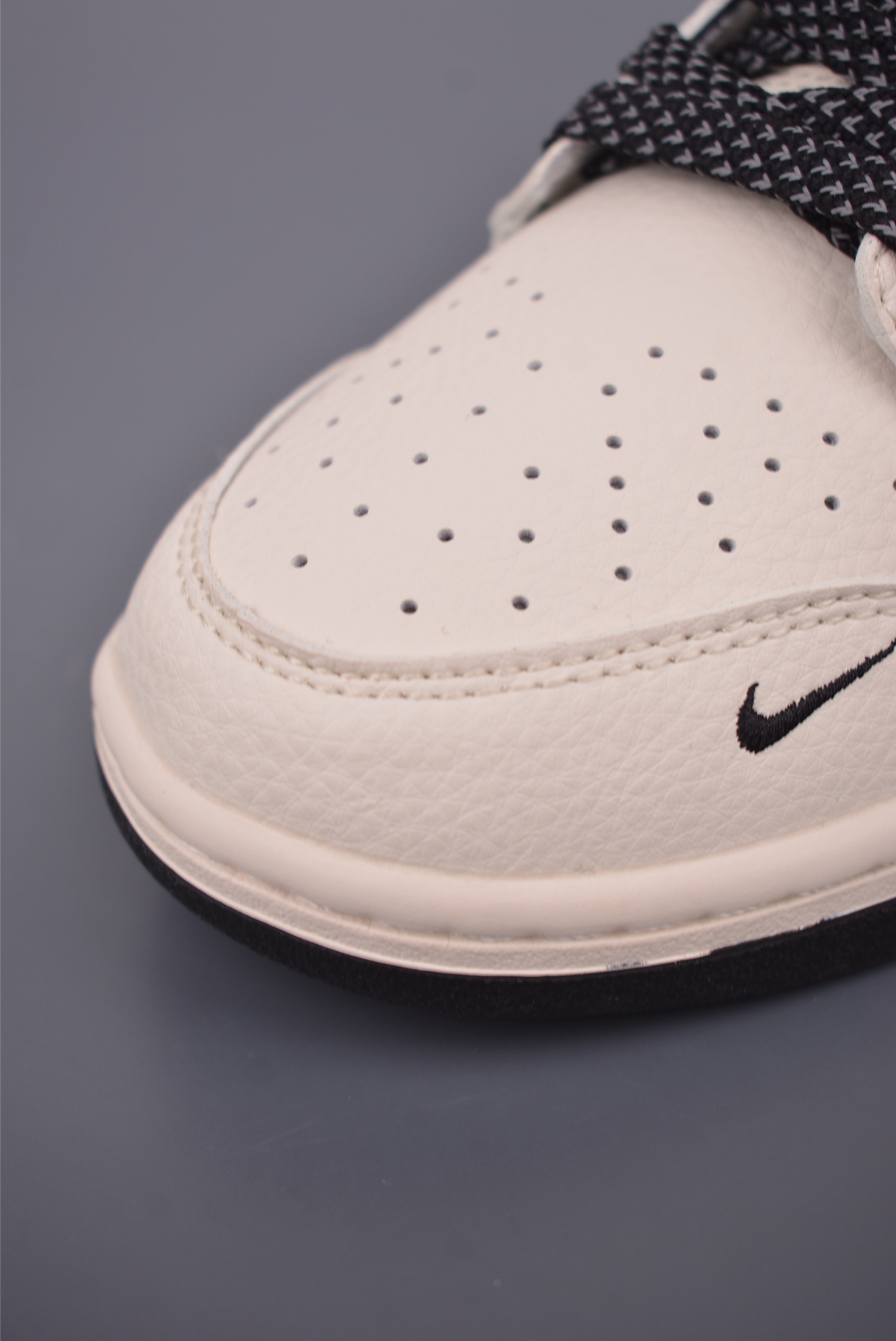 Nike SB Dunk Low Supreme Cream Black Men's Sneakers Shoes Size JP1628-0102722 6 i1759017757818 1550 0 5