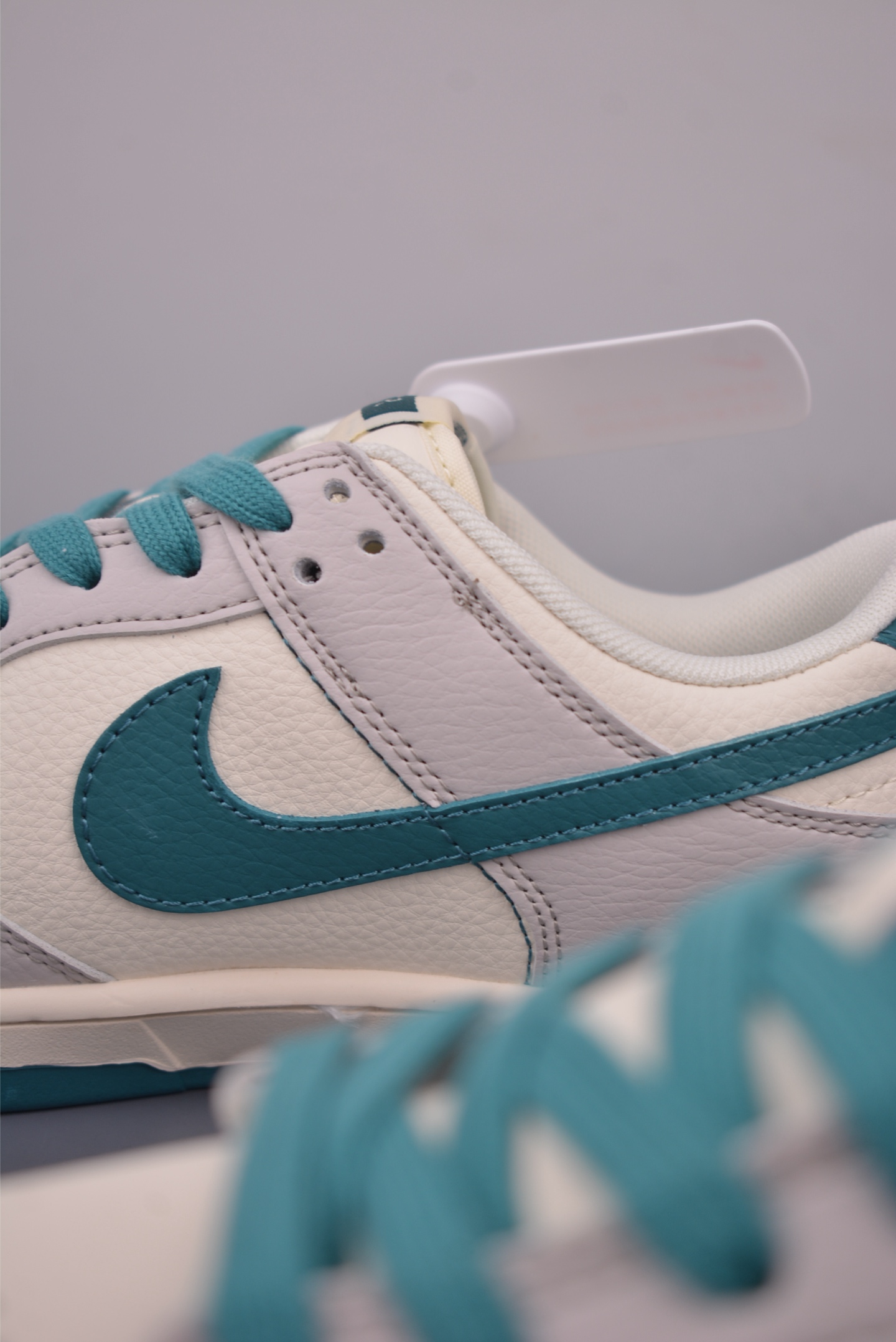 Nike SB Dunk Low Dior Collaboration Premium Leather Sneakers - Limited Edition 9 i1759017907858 5360 0 7