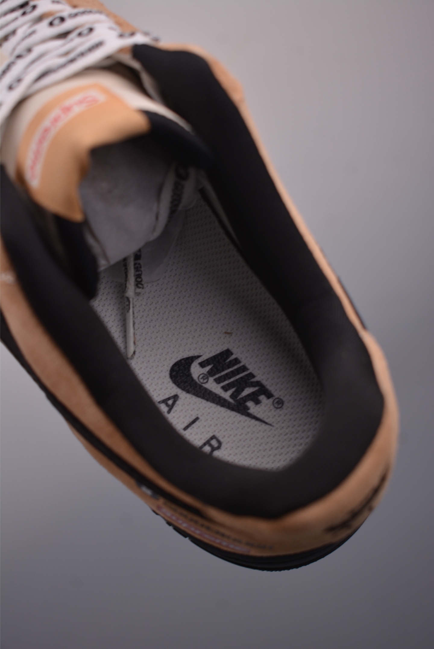 Nike Air Force 1 Low Supreme Collab - Authentic, Comfortable, and Stylish 10 i1759018482087 8614 0 8