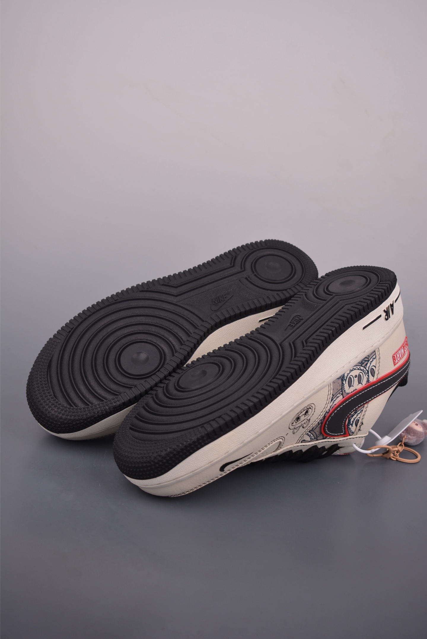 Nike Air Force 1 Low Labubu Collaboration - Limited Edition Sneakers 3 i1759018562345 5311 0 2