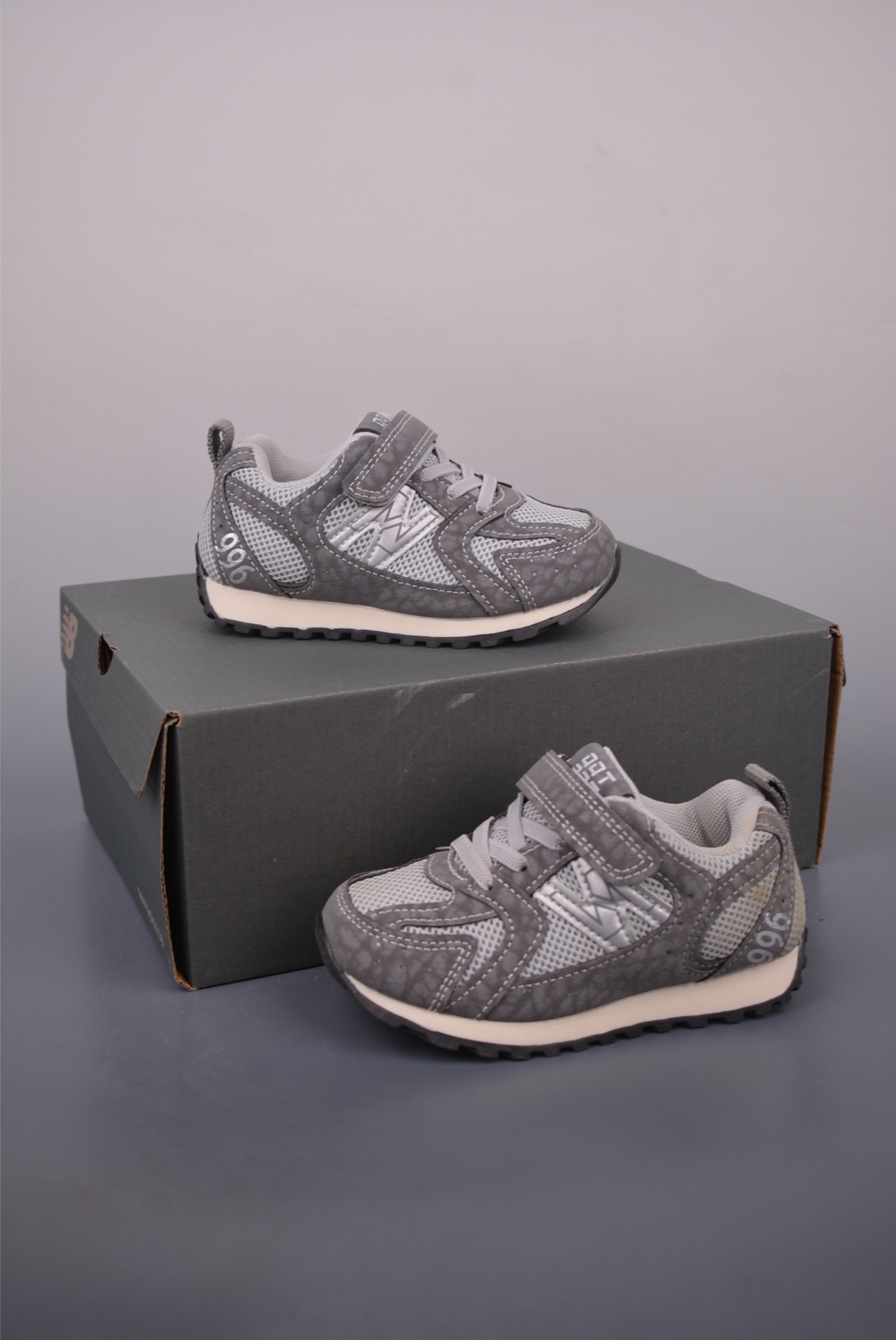 New Balance NB996 Kids' Sneakers - Comfortable & Stylish Running Shoes 3 i1759019902115 1686 0 4