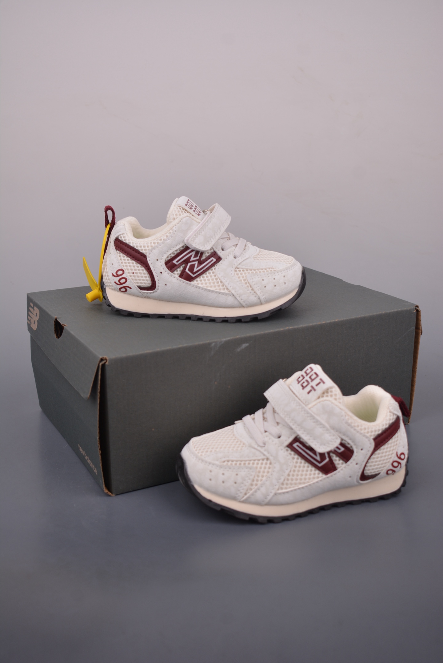 New Balance NB996 Kids' Sneakers - Comfortable & Stylish Running Shoes 1 i1759019922659 3396 0 0