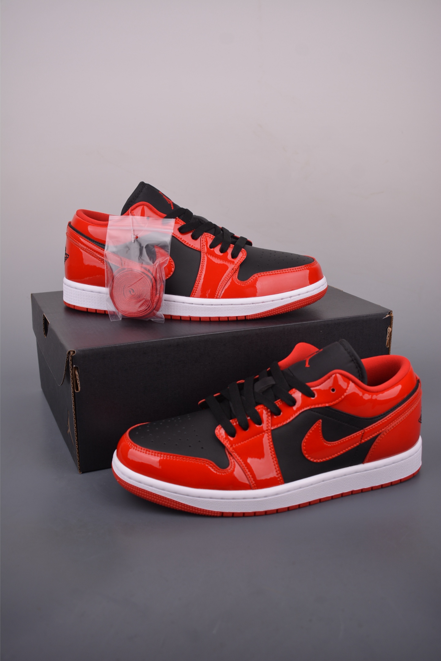 Air Jordan 1 Low Black Red Casual Sneakers - Official Colorway & Premium Leather 5 i1759020021885 5096 0 4
