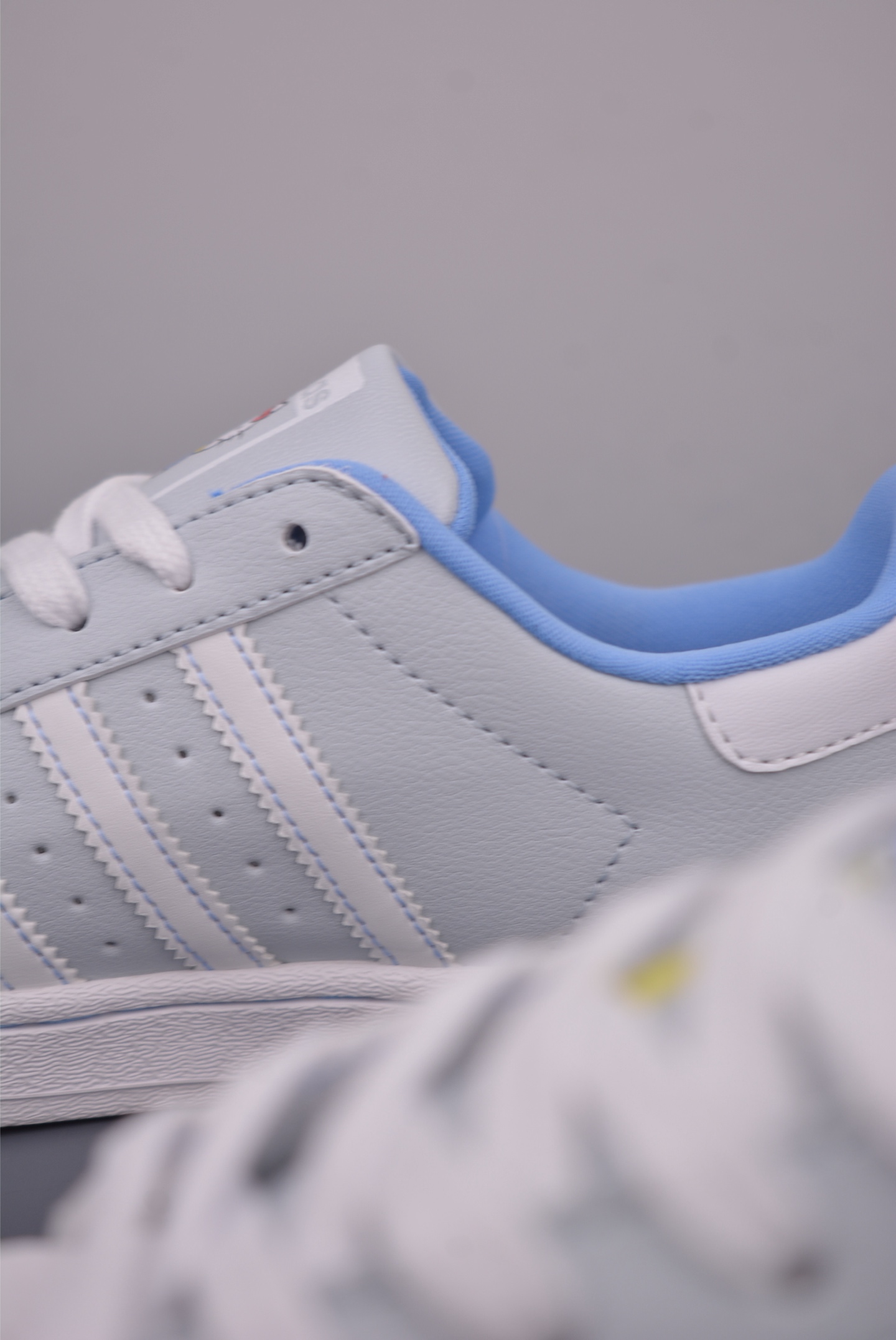 Adidas Originals Superstar Hello Kitty Edition White Blue Leather Sneakers 9 i1759020101055 5671 0 7