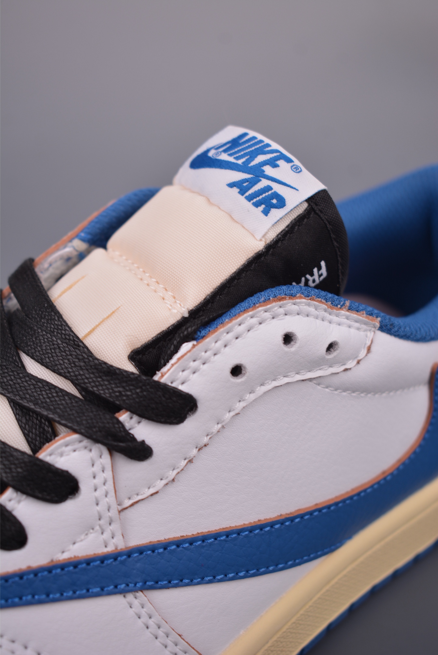 Fragment x Travis Scott x Air Jordan 1 Low Sneakers - White/Blue Collaboration 7 i1759020329214 4795 0 6