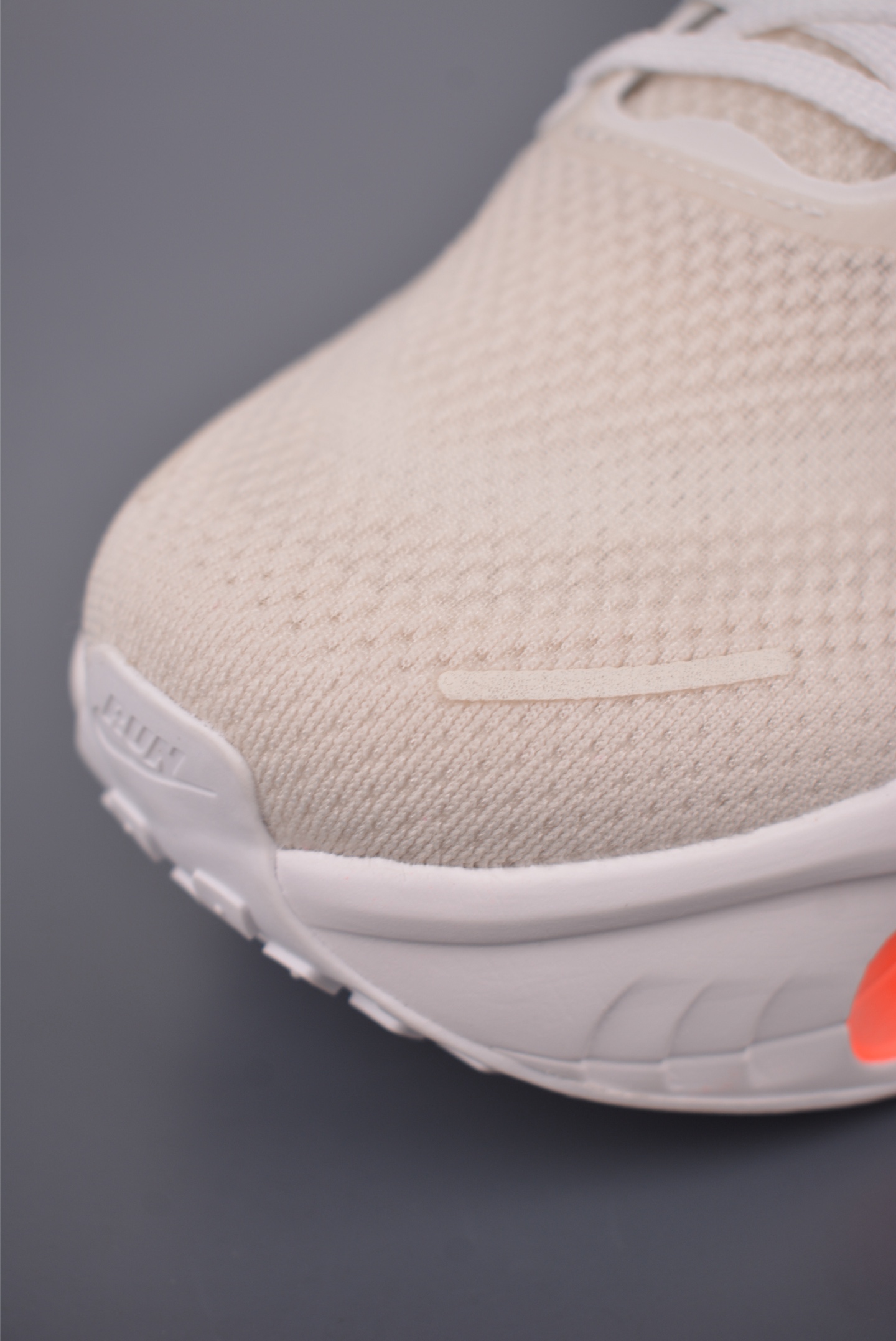 Nike Vomero Premium Air Cushion Running Shoes - Comfortable & Stylish 6 i1759021243555 1647 0 5