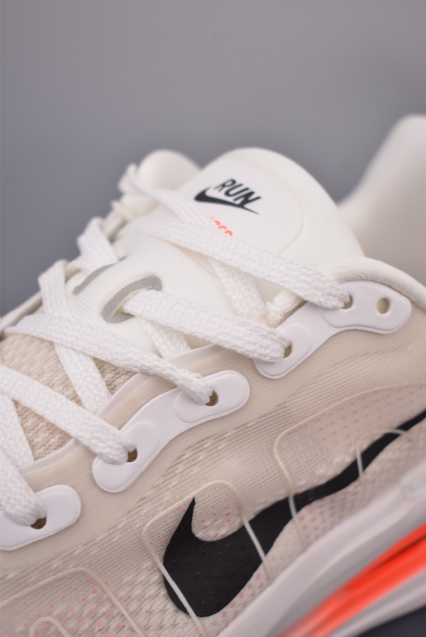Nike Vomero Premium Air Cushion Running Shoes - Comfortable & Stylish 7 i1759021245821 5045 0 6