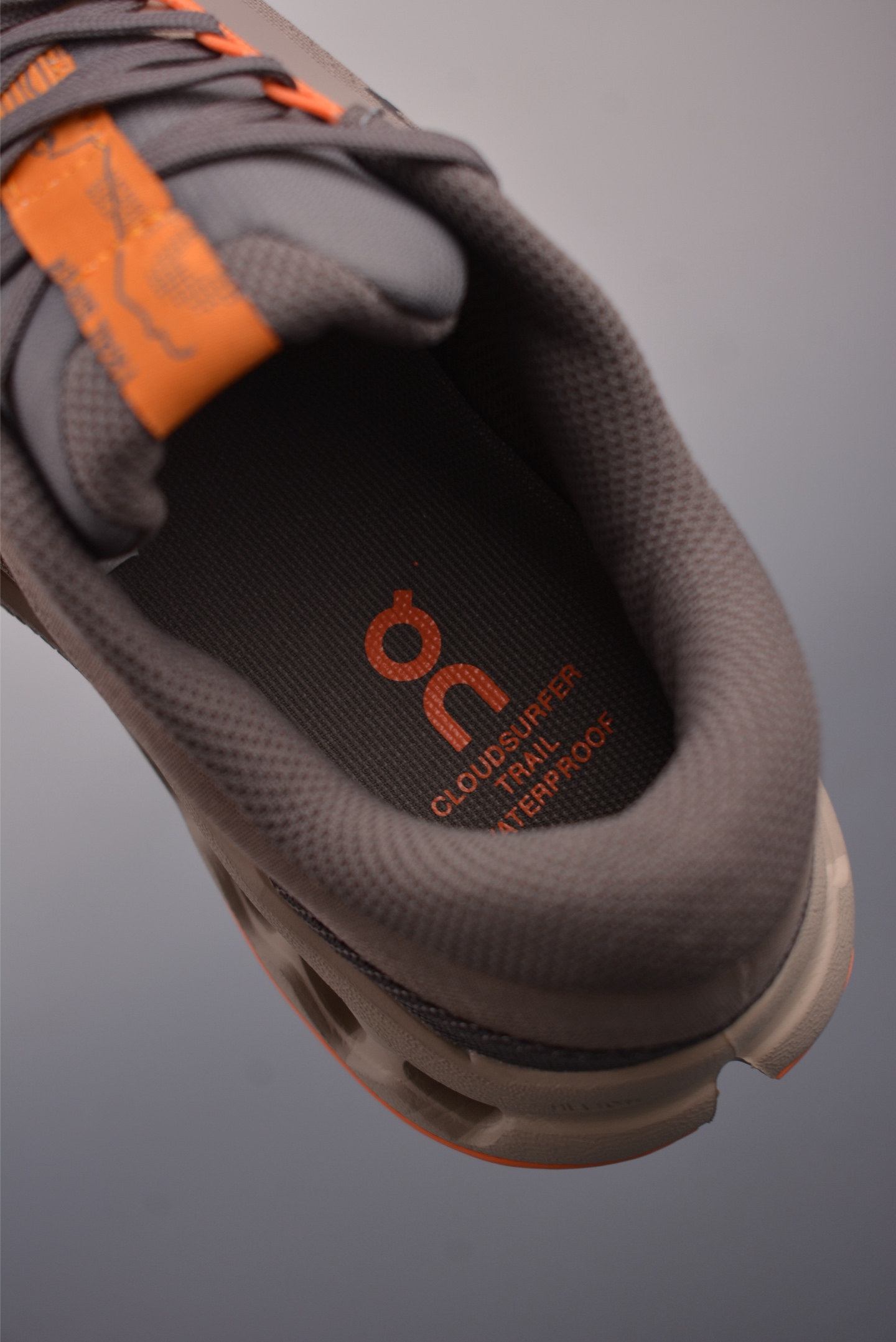 180 On昂跑 Cloudsurfer Trail 2 户外街头机能风跑步鞋 3ME10134323-Chinese UA Cheap High Quatity Brand Clothes Bags handbags Sneakers wholesale wholesaler seller from China Factory suppliers Fashion Clothing Shoes best Quality Beautiful Price 180 On昂跑 Cloudsurfer Trail 2 户外街头机能风跑步鞋 3ME10134323