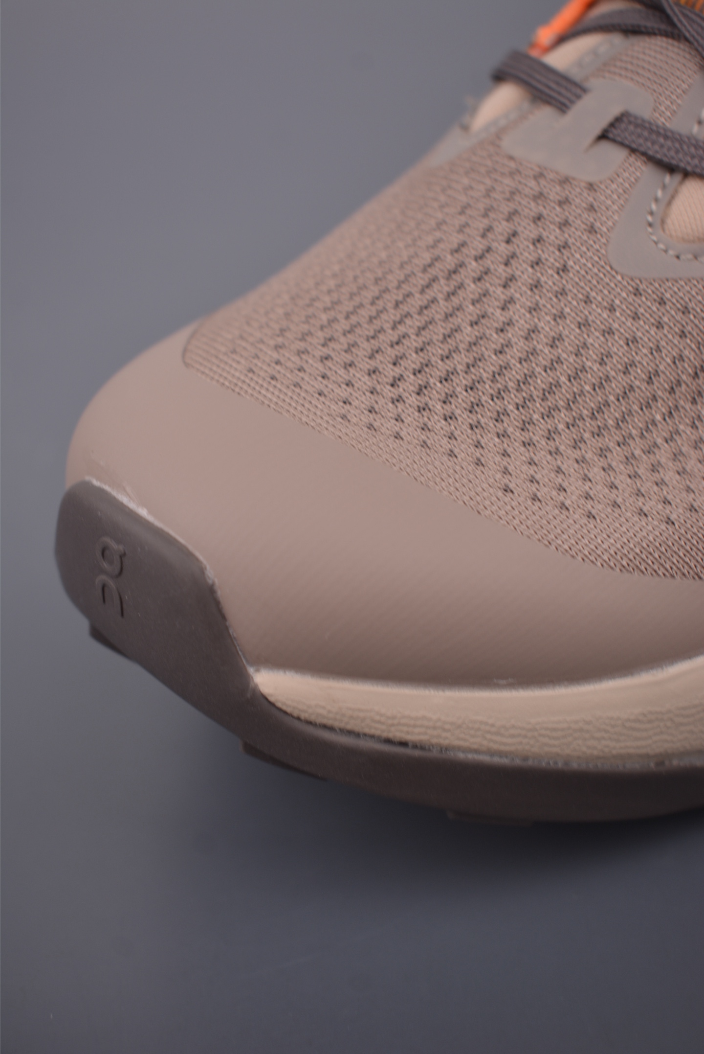 180 On昂跑 Cloudsurfer Trail 2 户外街头机能风跑步鞋 3ME10134323-Chinese UA Cheap High Quatity Brand Clothes Bags handbags Sneakers wholesale wholesaler seller from China Factory suppliers Fashion Clothing Shoes best Quality Beautiful Price 180 On昂跑 Cloudsurfer Trail 2 户外街头机能风跑步鞋 3ME10134323