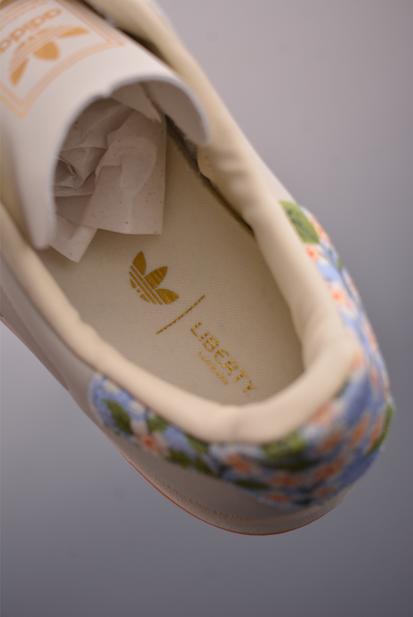 Adidas Originals Superstar Women's White Leather Floral Accent Sneakers 10 i1759105840711 8596 0 8