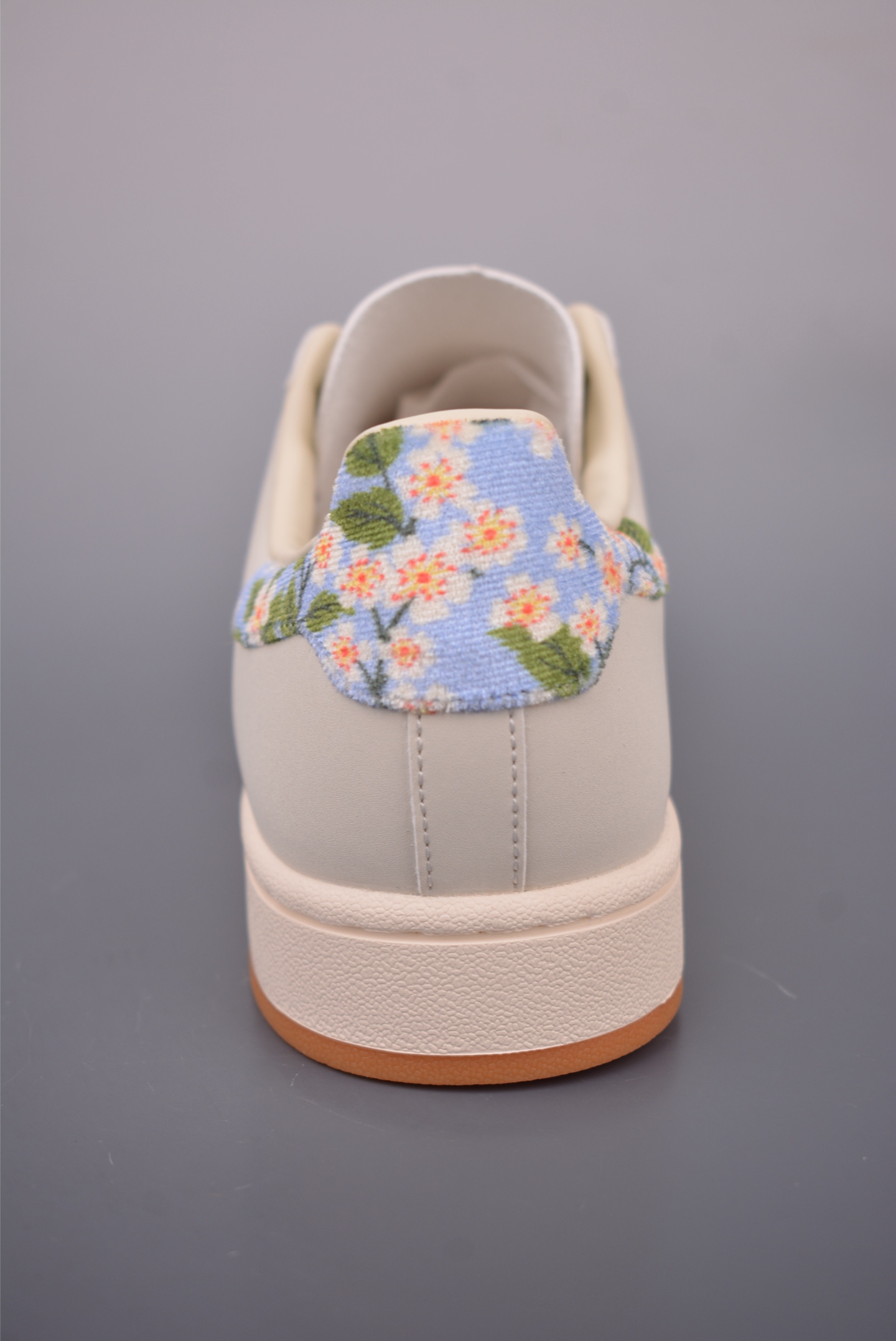 Adidas Originals Superstar Women's White Leather Floral Accent Sneakers 5 i1759105843460 25 0 3