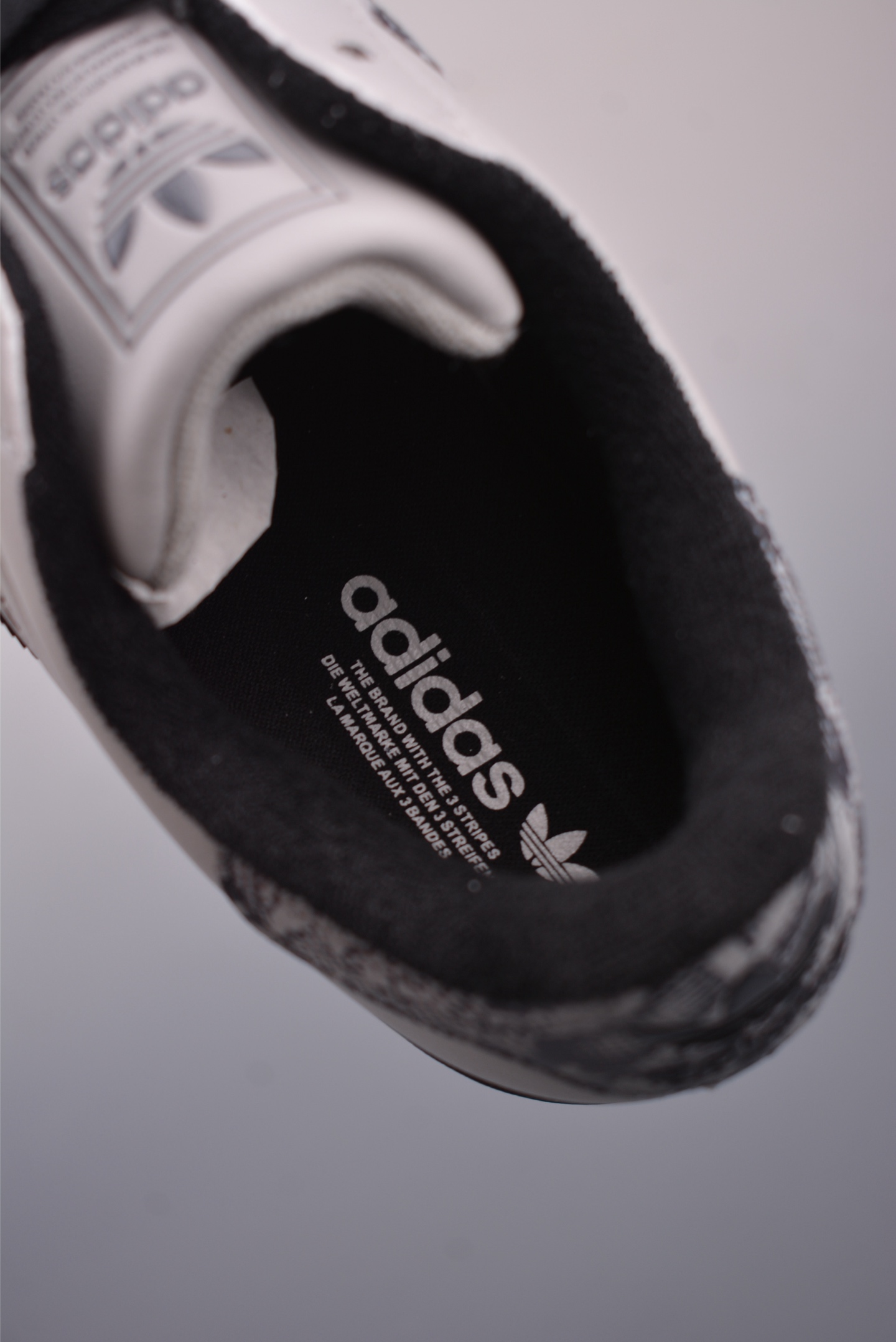 140 Adidas Originals Superstar 2025全新版本 贝壳头 JP6059-Chinese UA Cheap High Quatity Brand Clothes Bags handbags Sneakers wholesale wholesaler seller from China Factory suppliers Fashion Clothing Shoes best Quality Beautiful Price 140 Adidas Originals Superstar 2025全新版本 贝壳头 JP6059