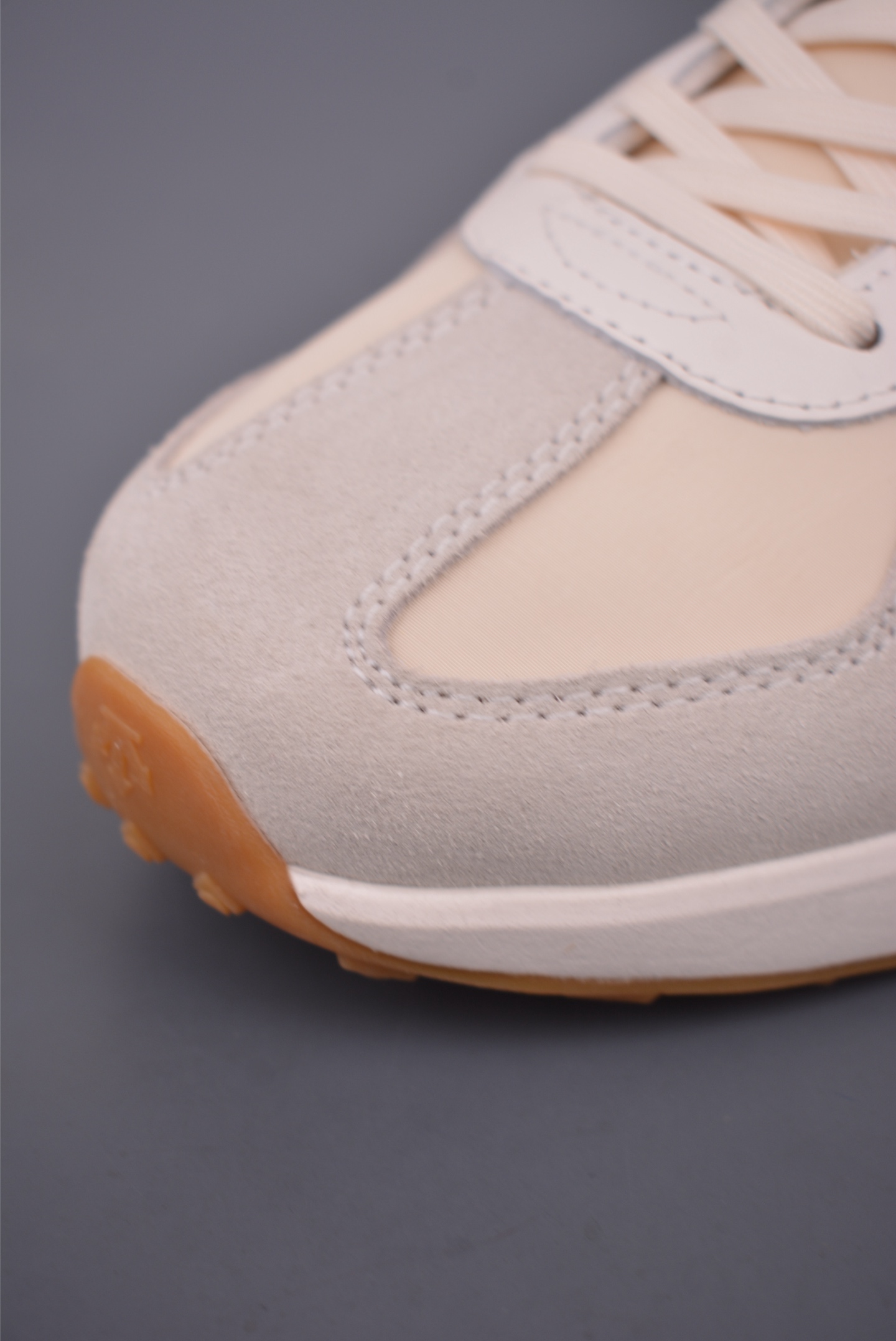 Descente CHRON TRAINER Retro Patchwork Fashion Sneakers - Comfortable & Stylish 7 i1759106245065 4515 0 5