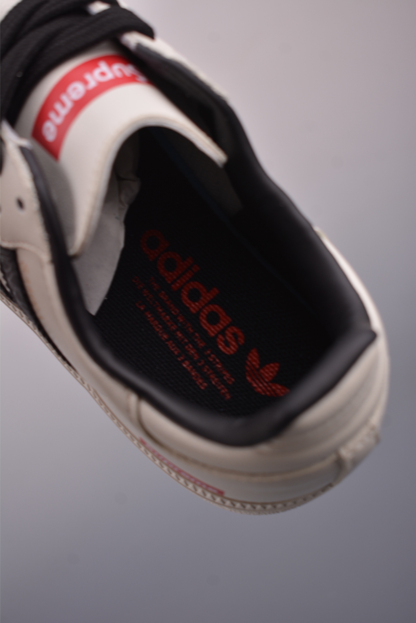 Adidas x Supreme Samba OG DIY Retro Sneakers - Comfortable & Stylish 10 i1759106756888 3898 0 8