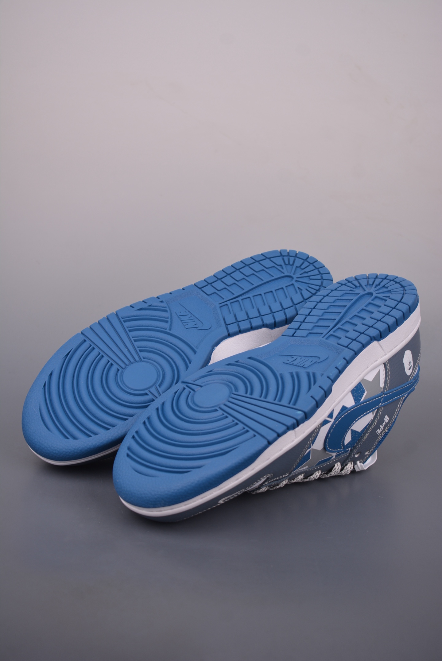 Nike SB Dunk Low Bape, A Bathing Ape Collaboration, HS2506, Grey and Blue 4 i1759106948094 5558 0 2