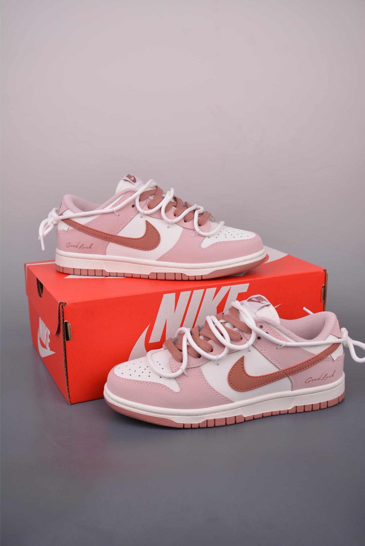 Nike SB Dunk Low "Just Do It" Pink Oxford Women's Shoes PC0528 5 i1759107082775 6209 0 4