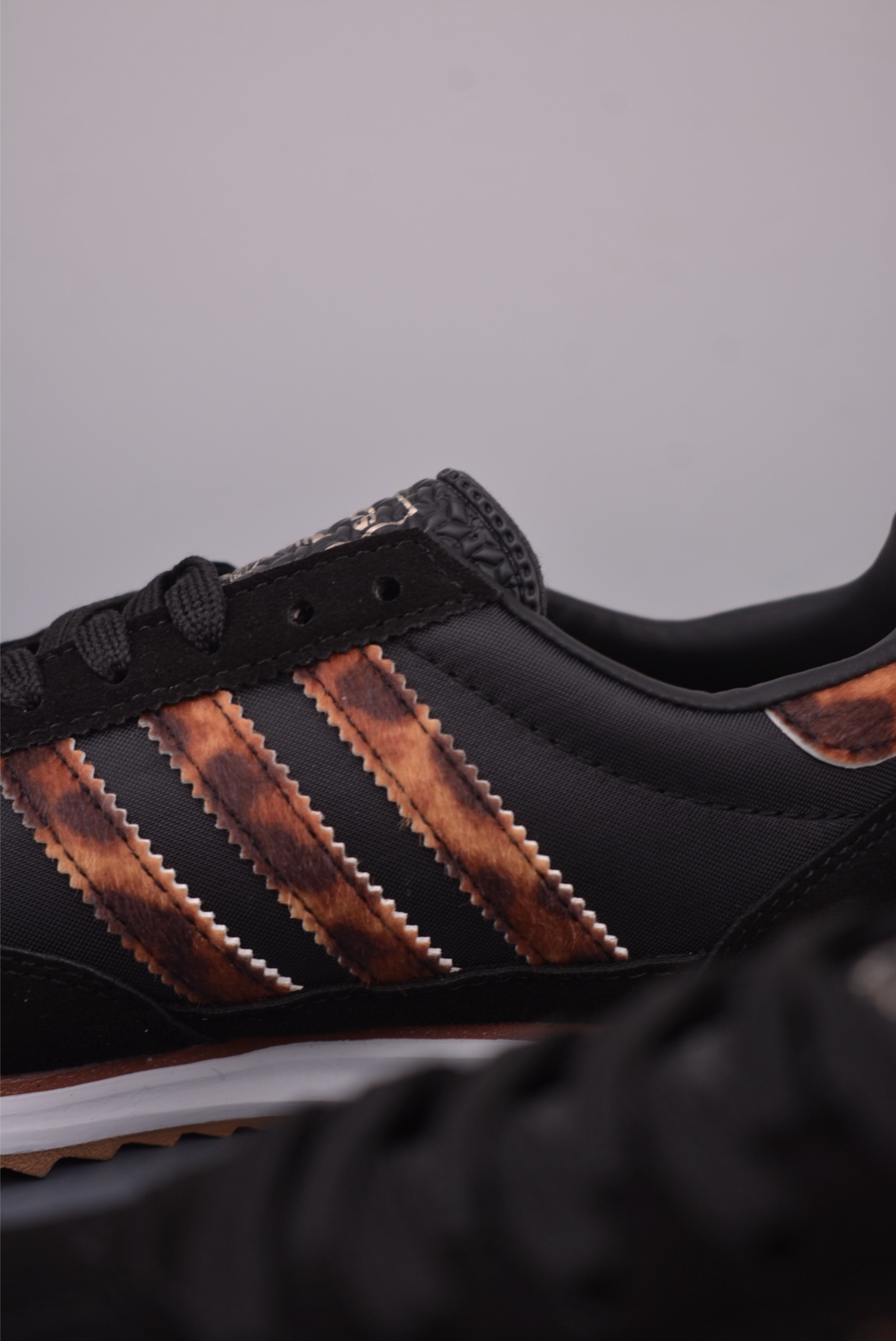 Adidas Originals SL 72 RS Lightweight Retro Running Shoes - Breathable Comfort 8 i1759107819076 579 0 7