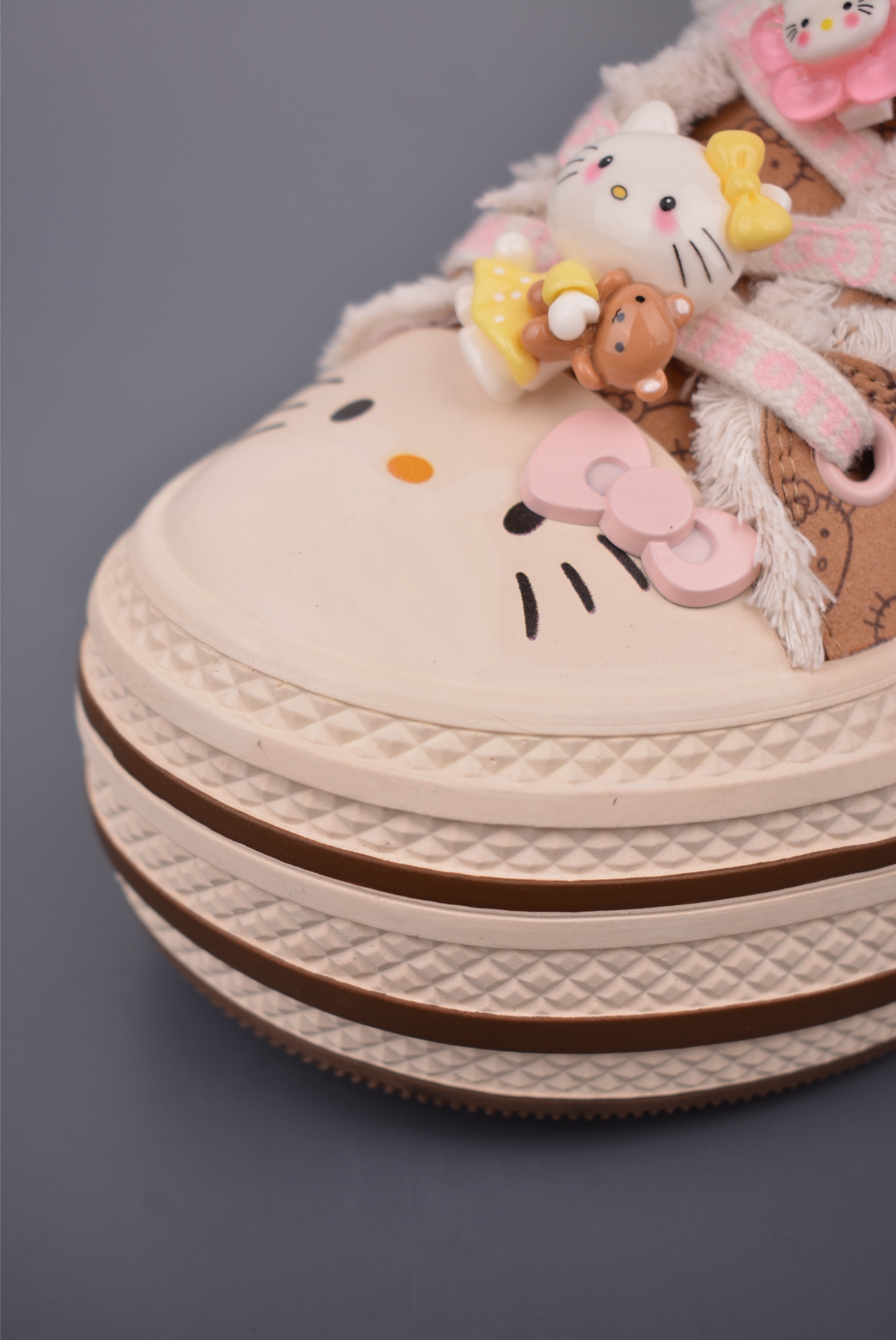 Sanrio x Old Order Hello Kitty Canvas Sneakers - Height Increasing, Durable 7 i1759108092936 5489 0 5