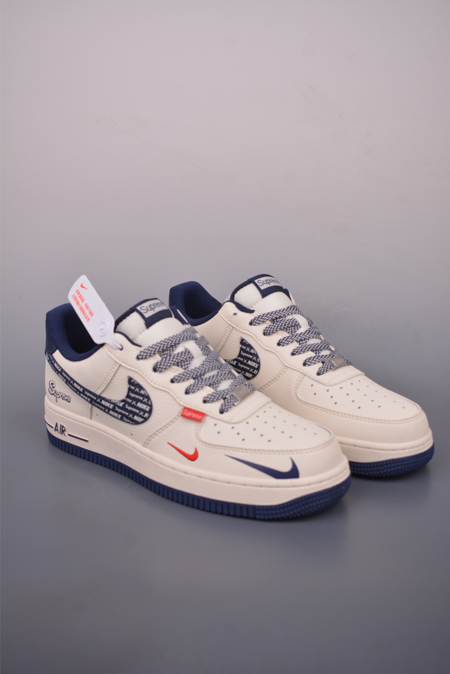 Nike Air Force 1 Low Supreme Collab Sneaker - Limited Edition Design 2 i1759187938465 2977 0 0