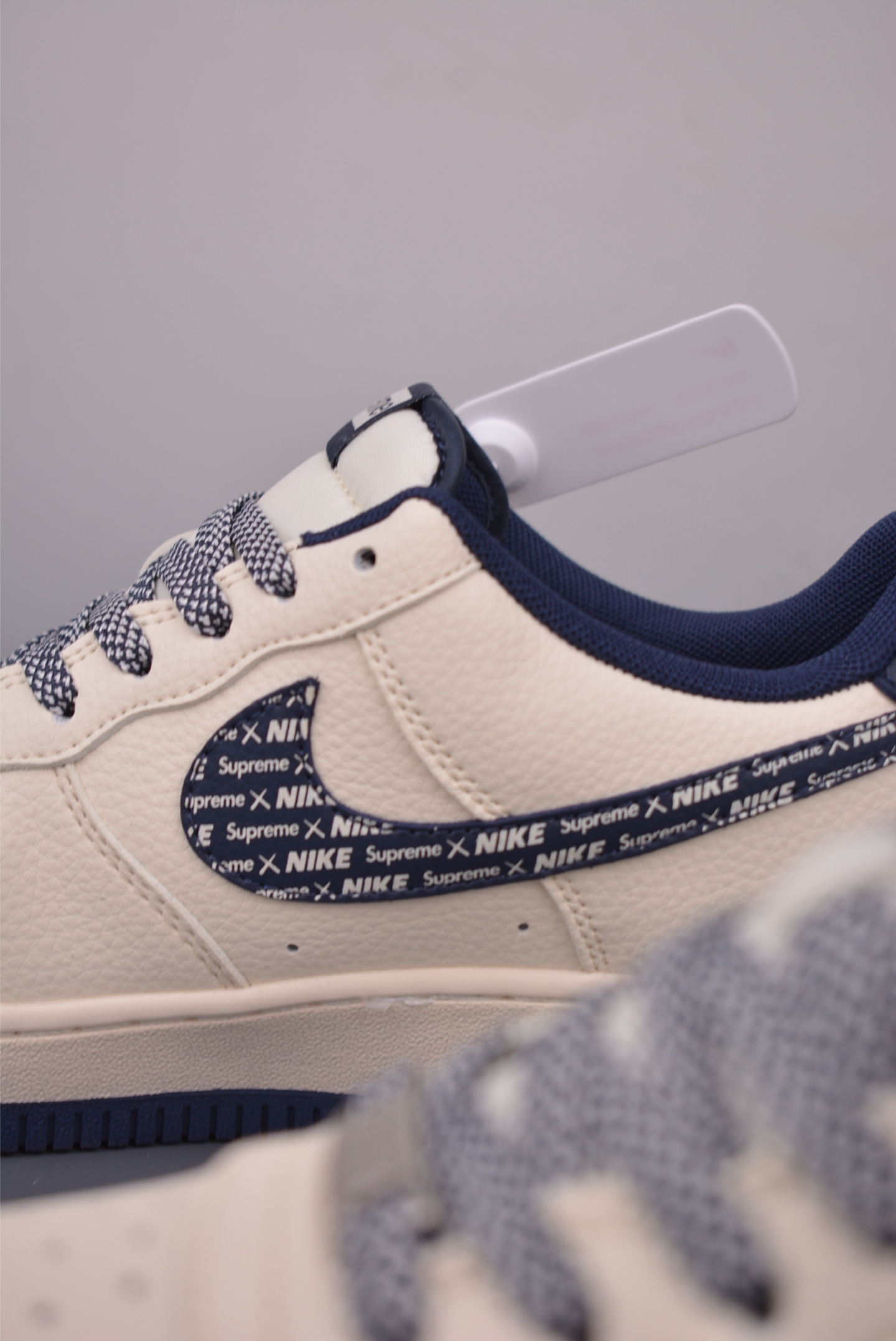 Nike Air Force 1 Low Supreme Collab Sneaker - Limited Edition Design 9 i1759187940242 2758 0 7