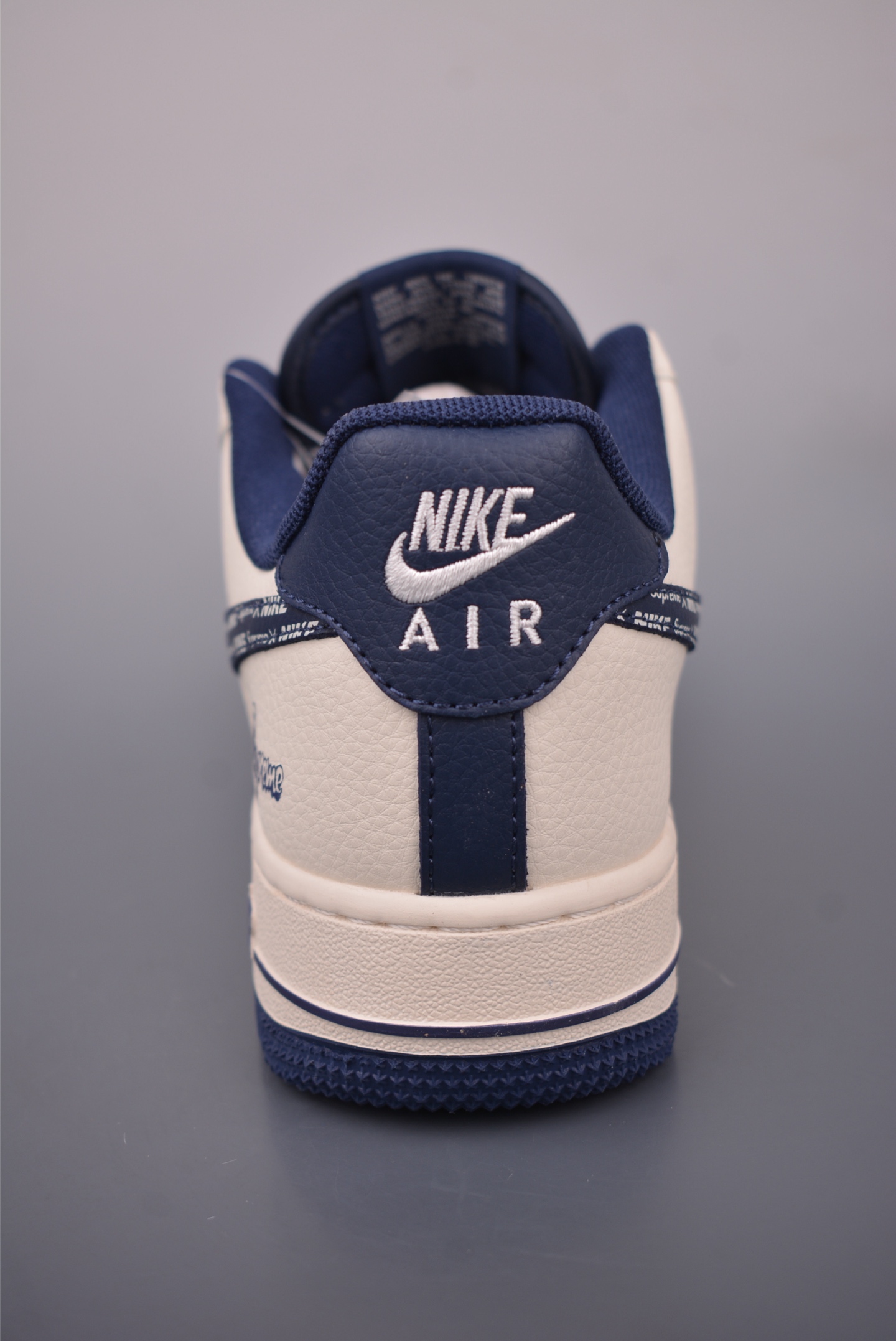 Nike Air Force 1 Low Supreme Collab Sneaker - Limited Edition Design 5 i1759187940277 1791 0 3