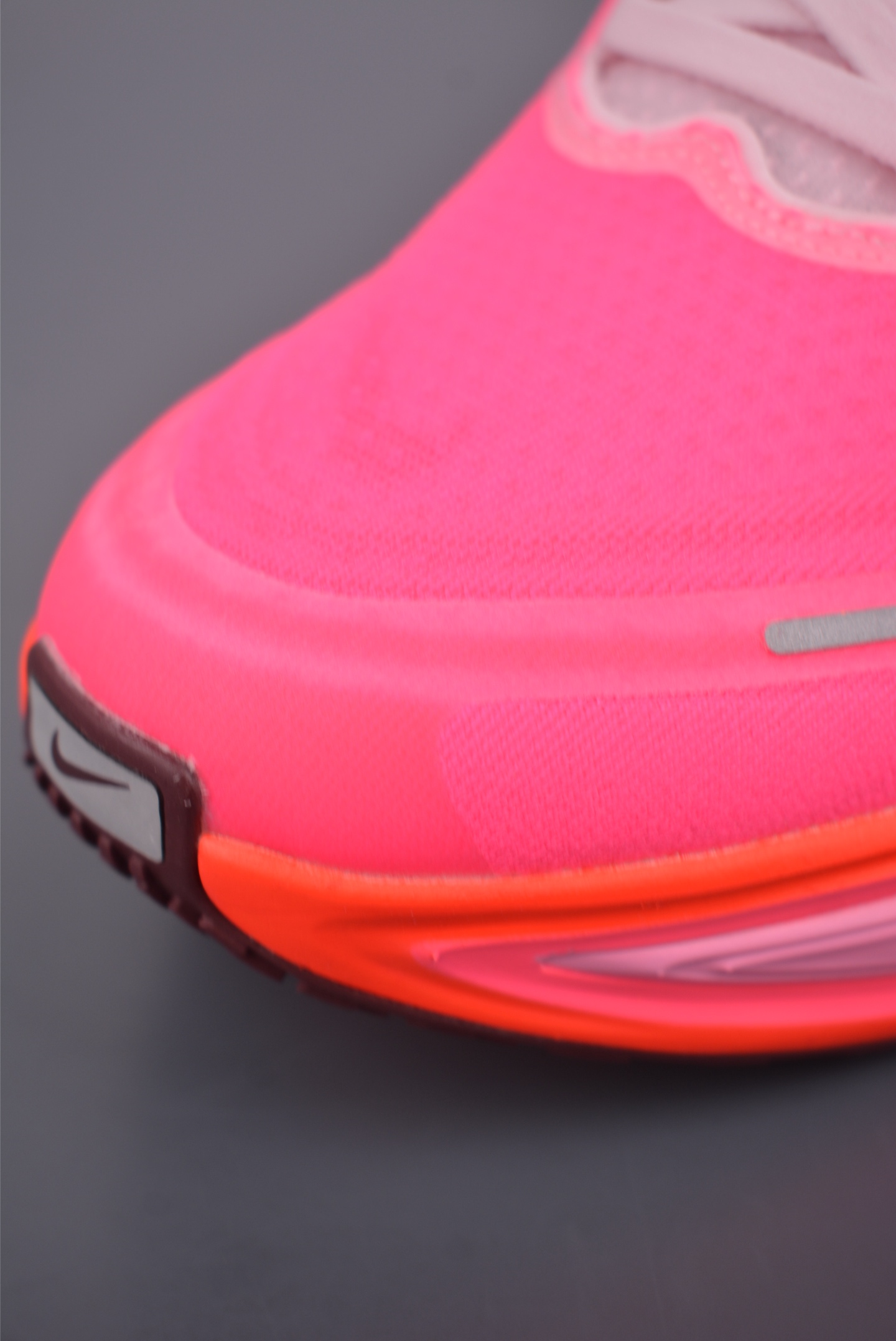Nike Air Zoom Vomero Plus Running Shoes - Advanced Tech, Superior Comfort 7 i1759233238107 7124 0 5