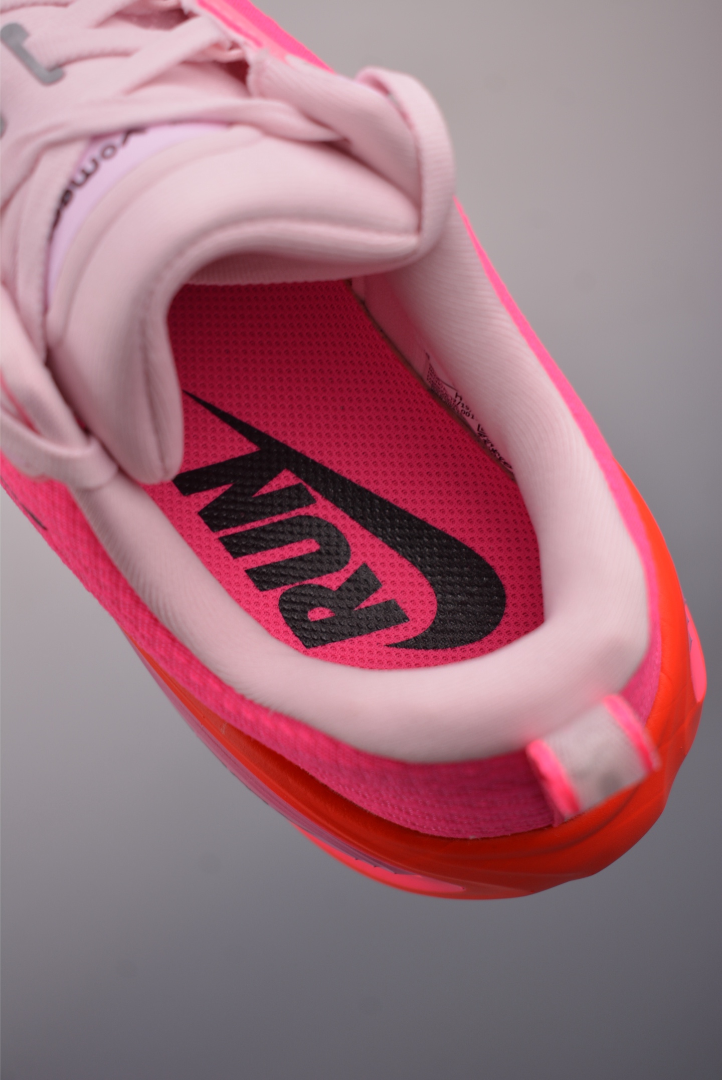 Nike Air Zoom Vomero Plus Running Shoes - Advanced Tech, Superior Comfort 10 i1759233239986 80 0 8