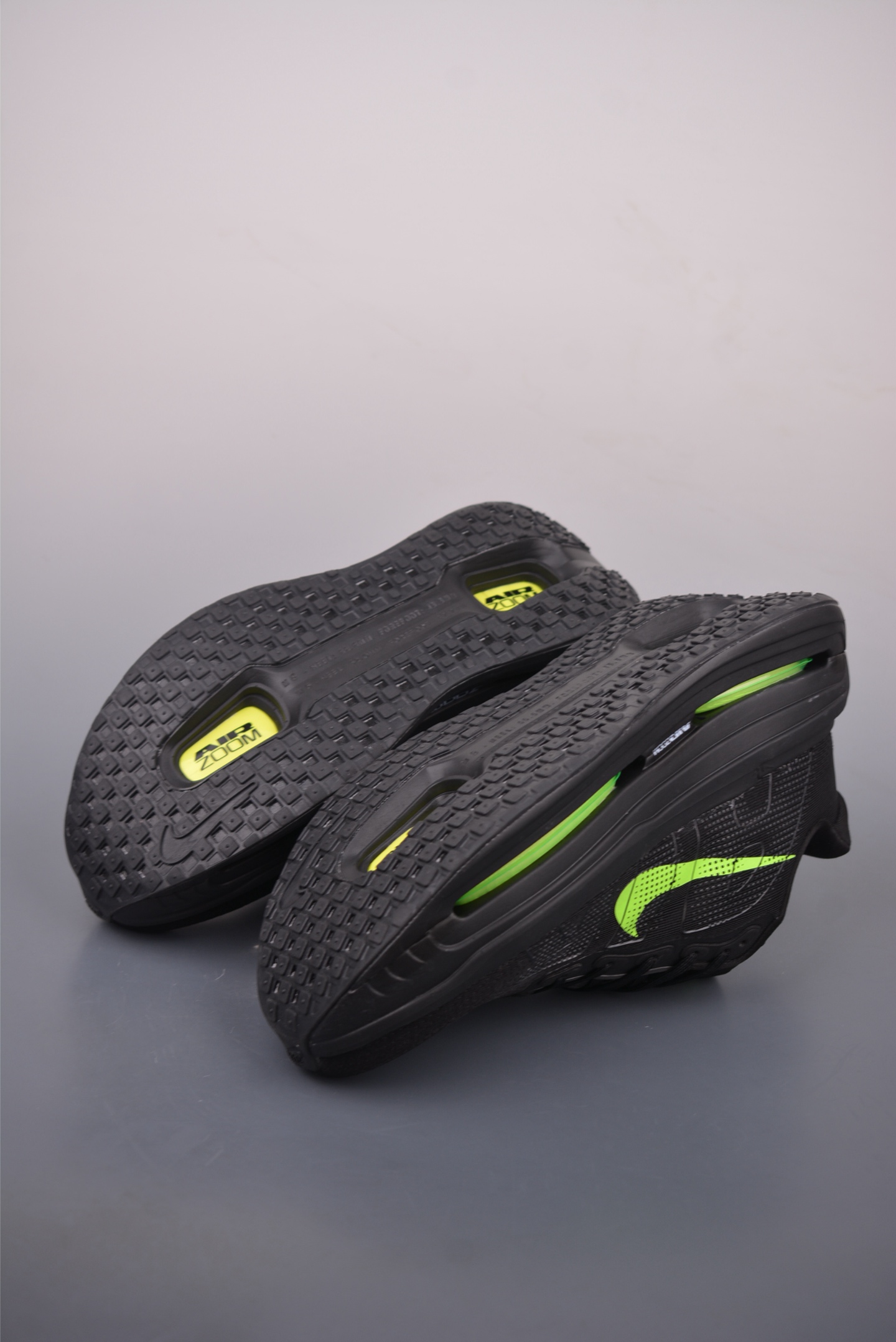 200 Nike Vomero premium Air气垫40周年 舒适百搭防滑耐磨 支撑缓震低帮 休闲跑步鞋 HQ2050-212