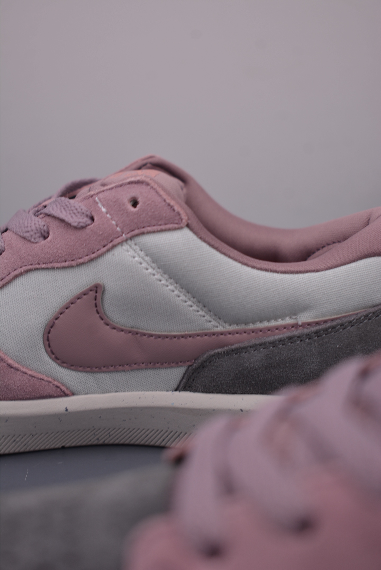 160 耐克Nike SB Force 58 硫化杯底 传统篮球风格 043903